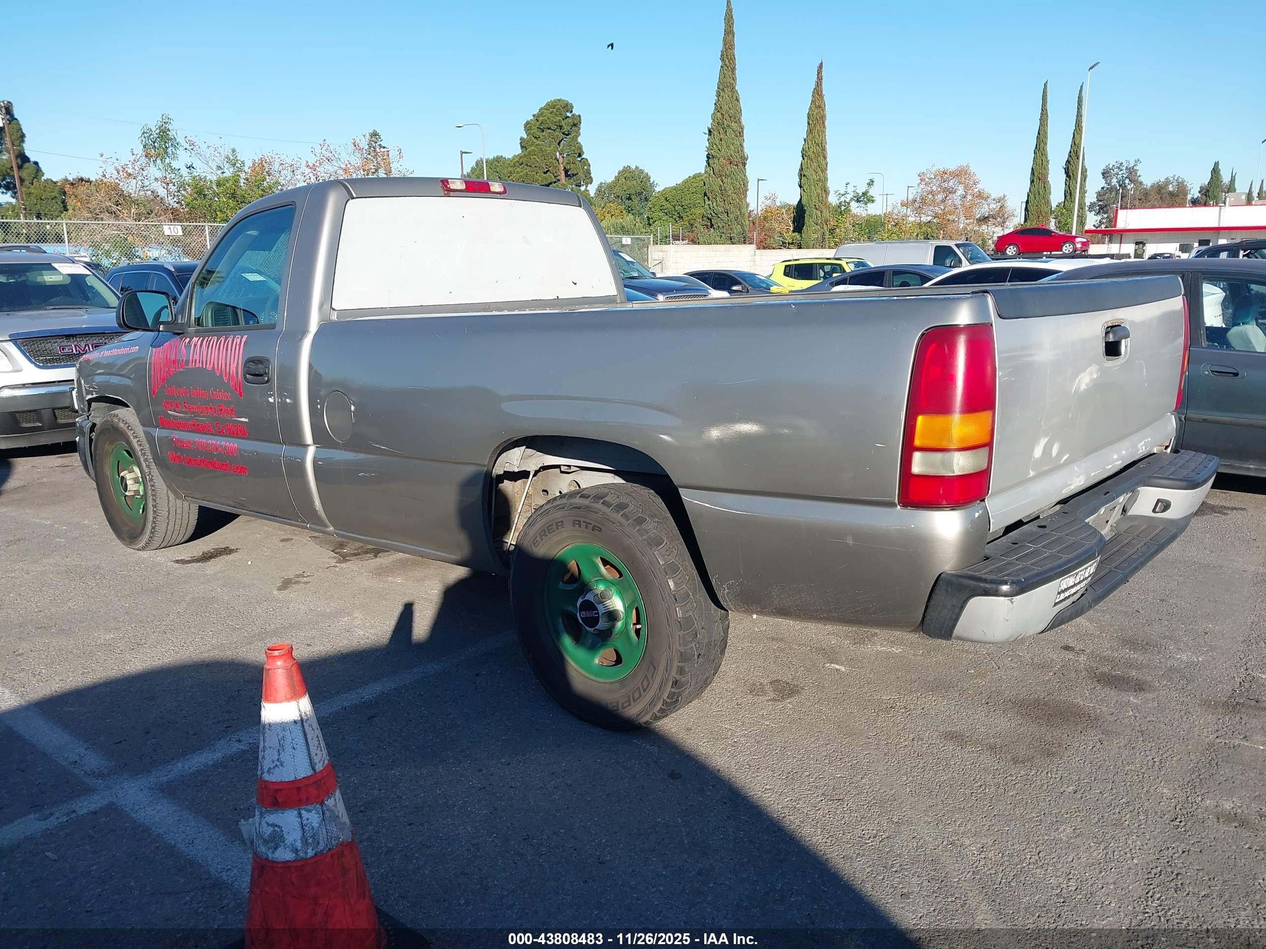 GMC SIERRA image 3