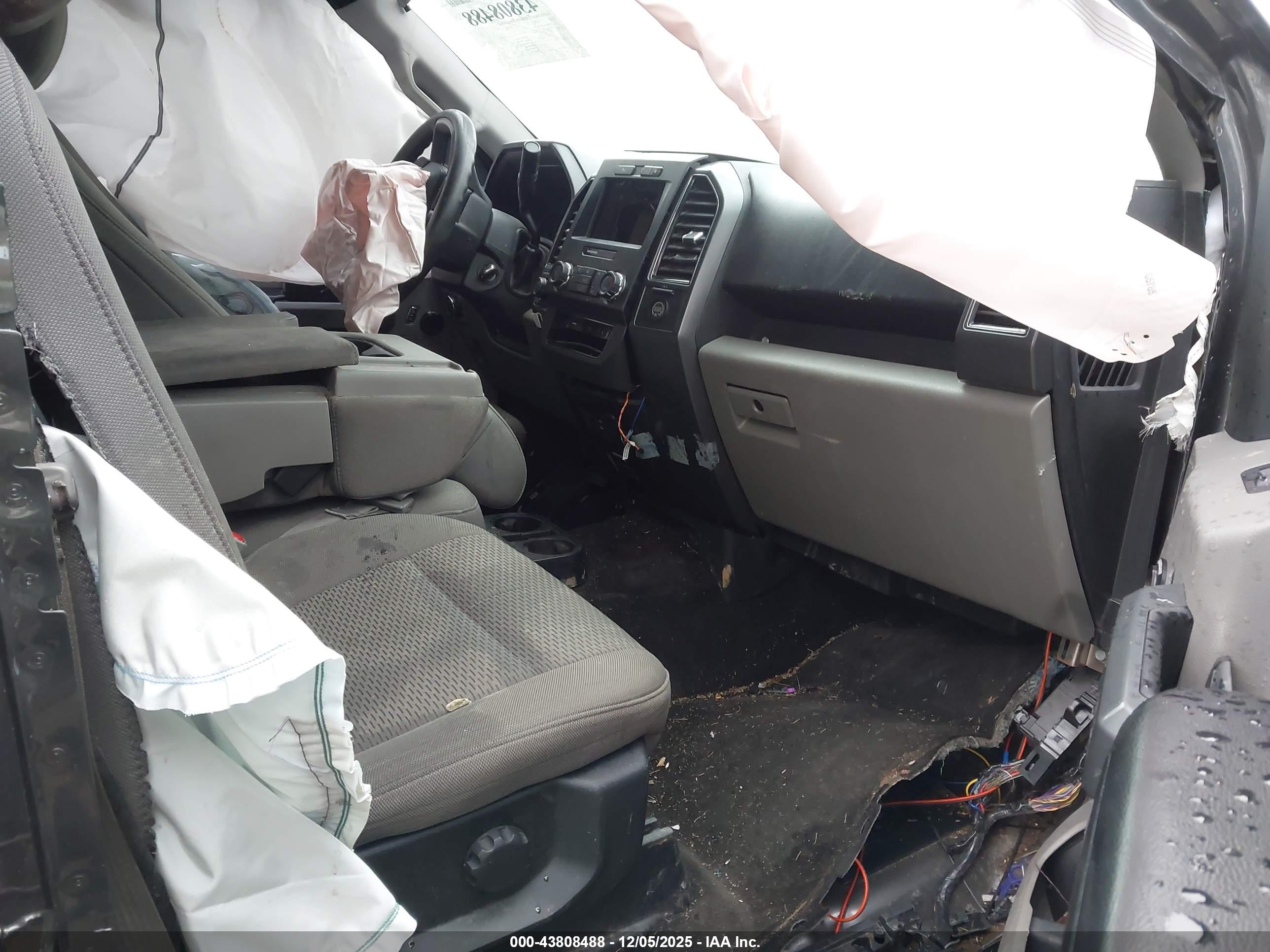 FORD F-150 image 5