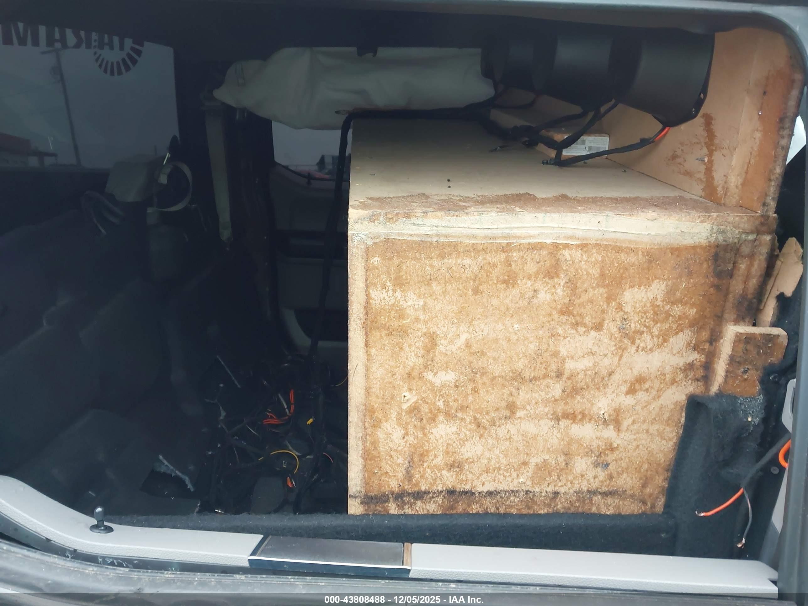 FORD F-150 image 8