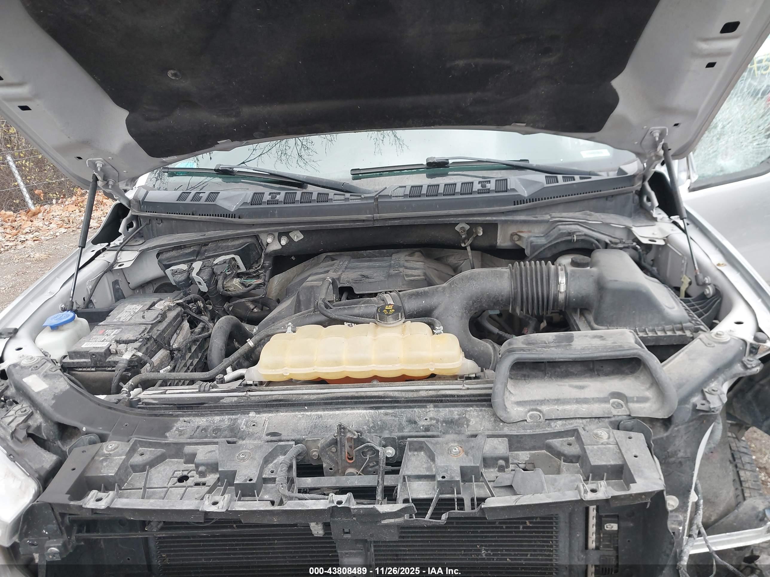 FORD F-150 image 10
