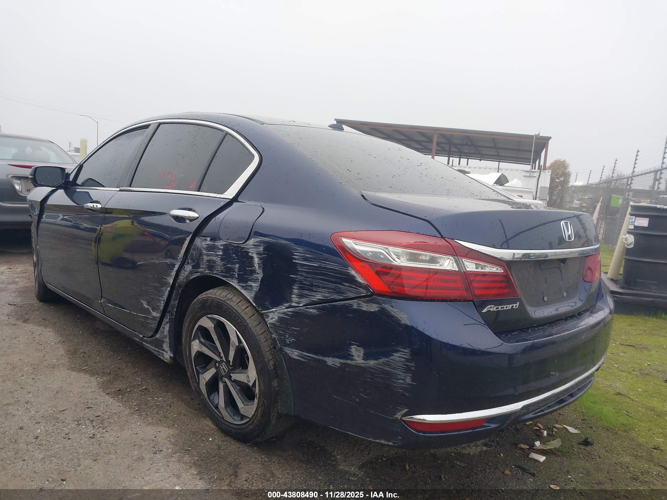 HONDA ACCORD image 3