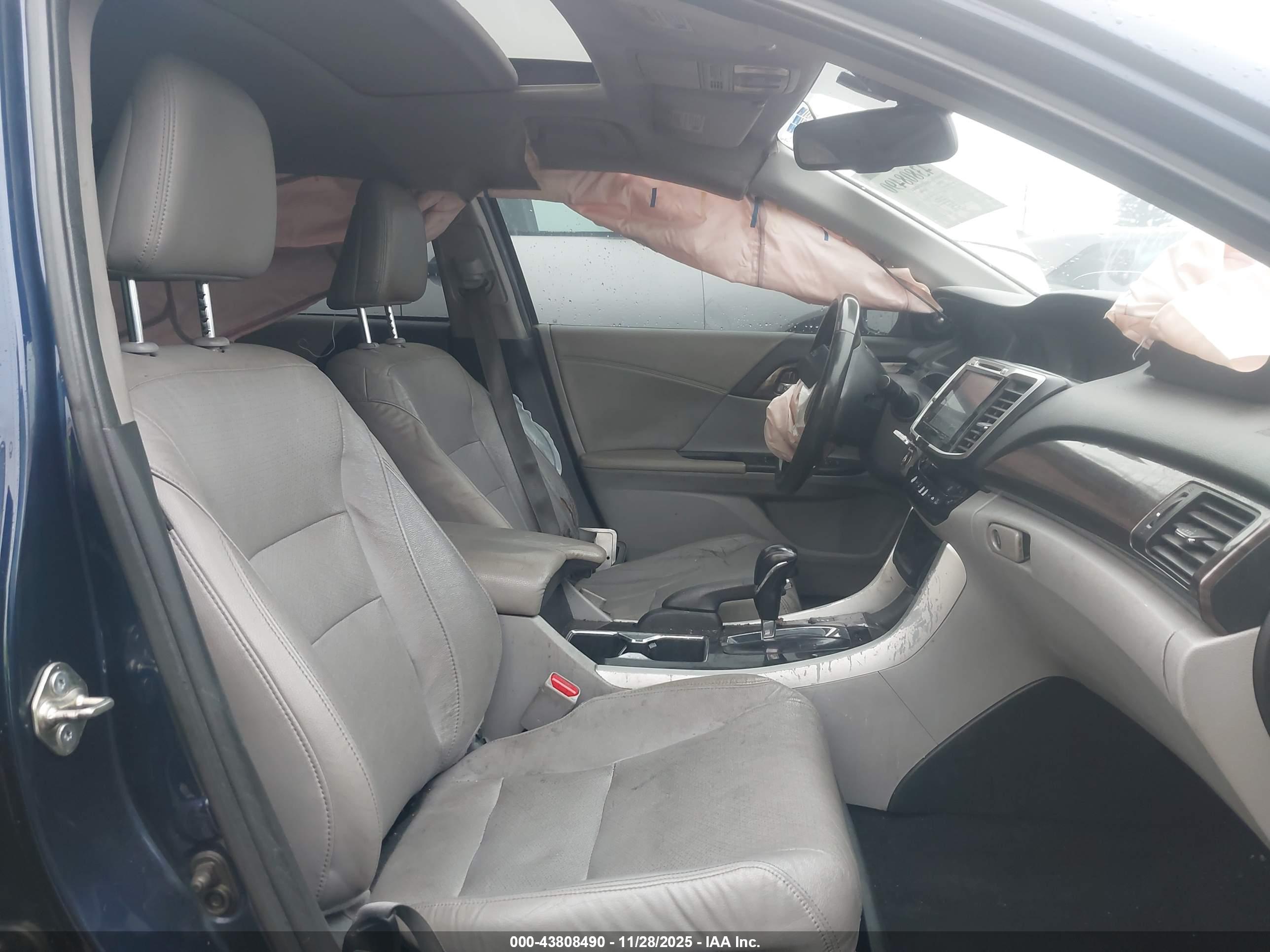 HONDA ACCORD image 5