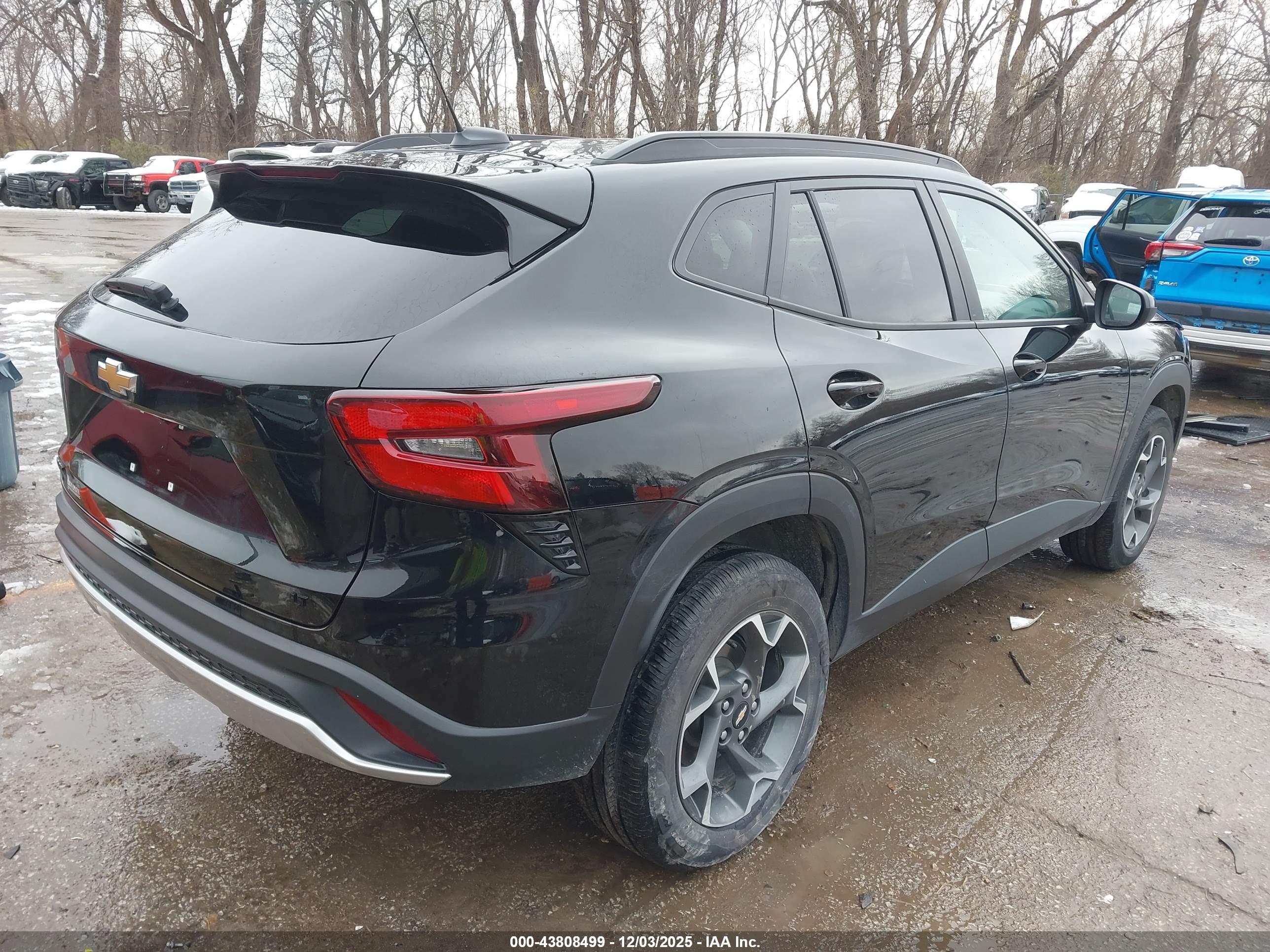 CHEVROLET TRAX image 4