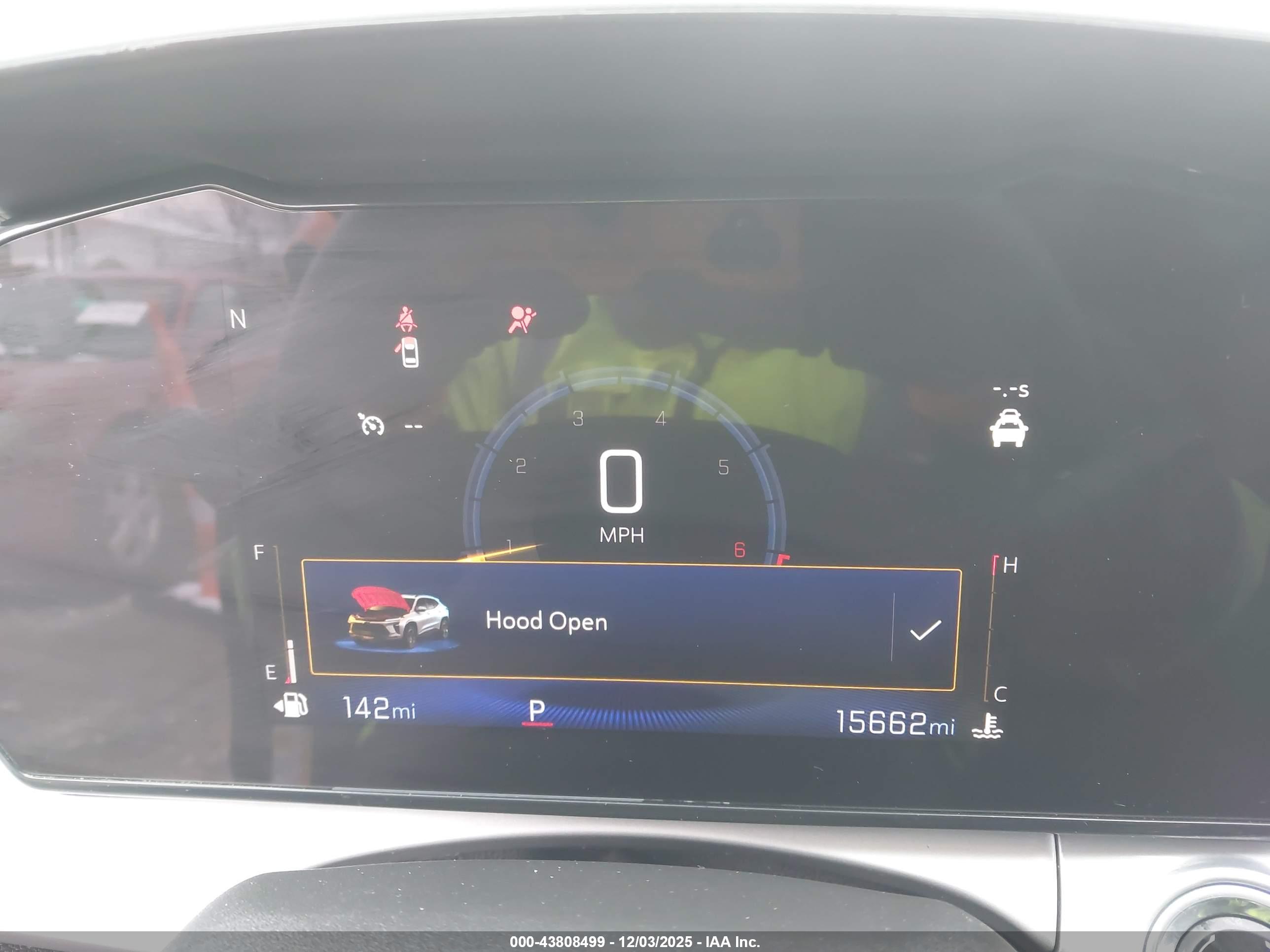 CHEVROLET TRAX image 7