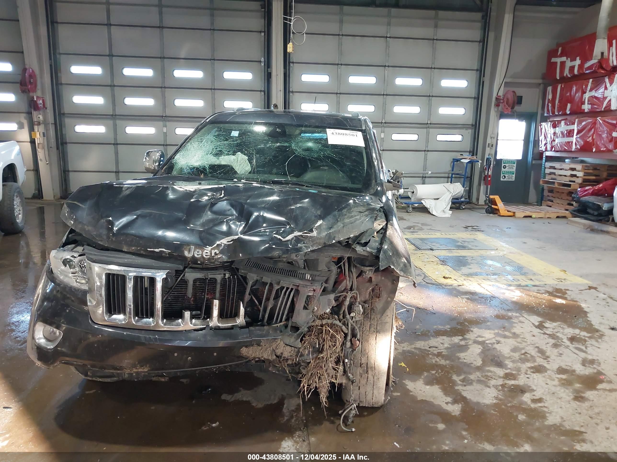 JEEP GRAND image 6
