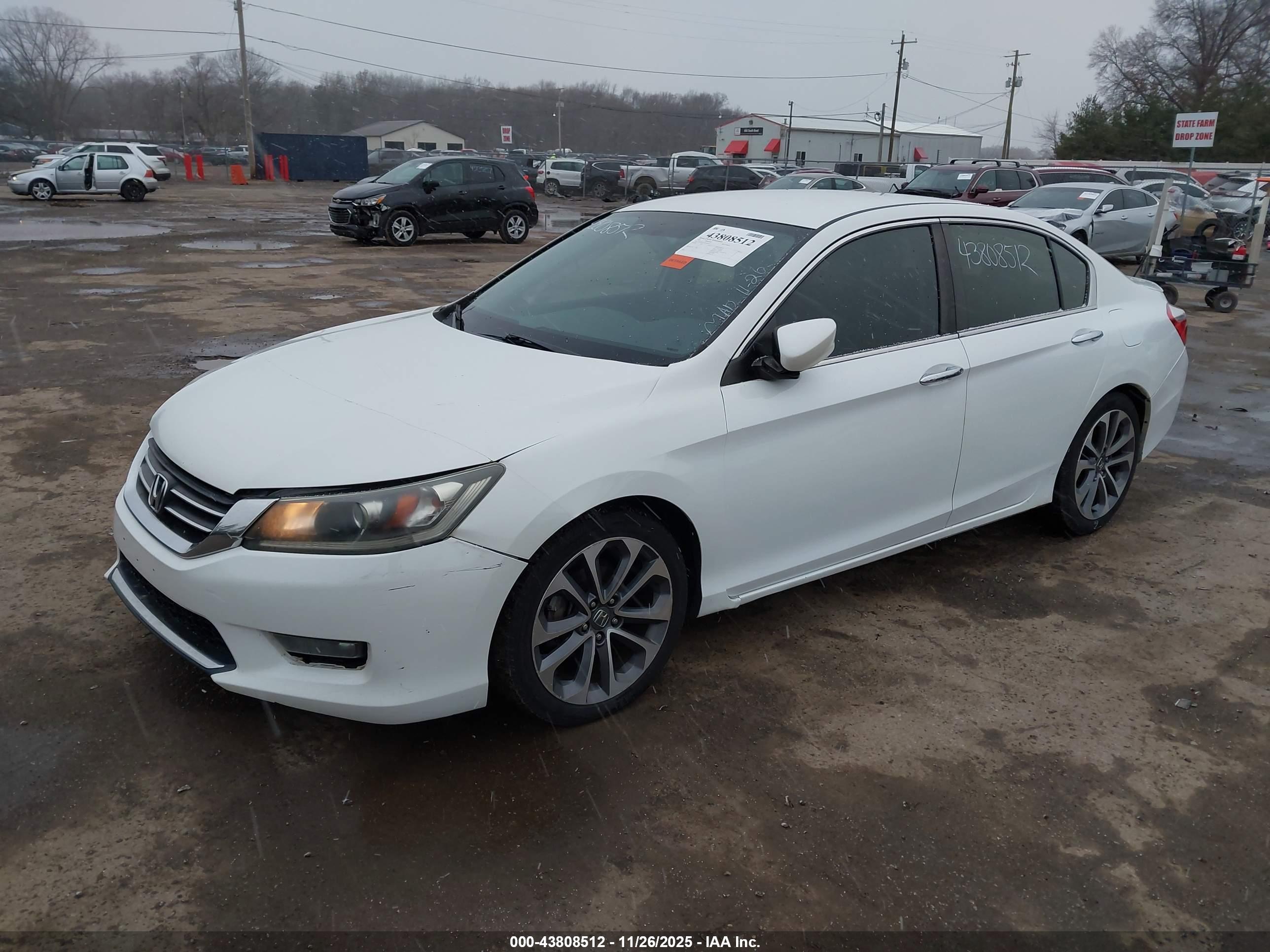 HONDA ACCORD image 2