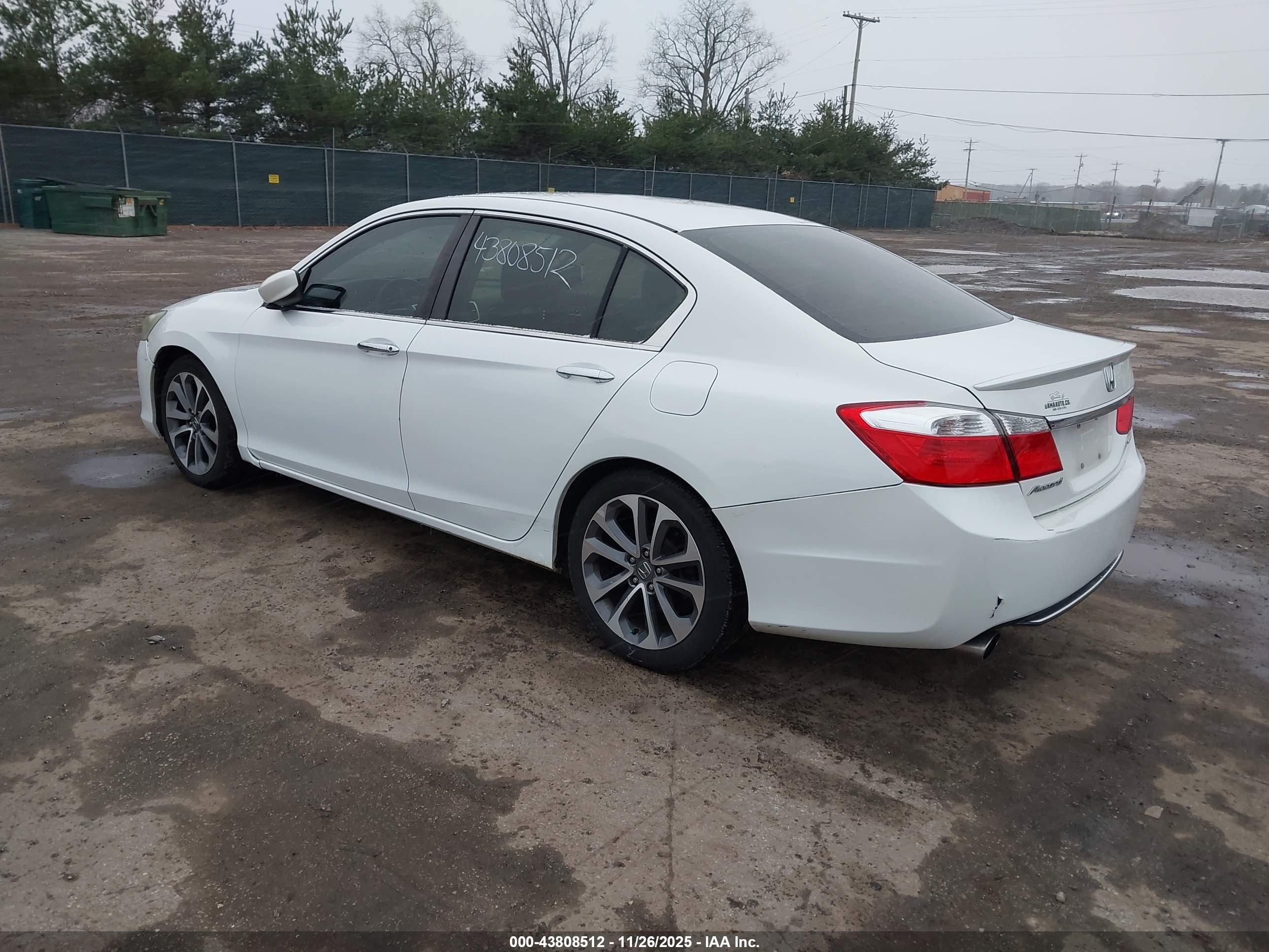 HONDA ACCORD image 3