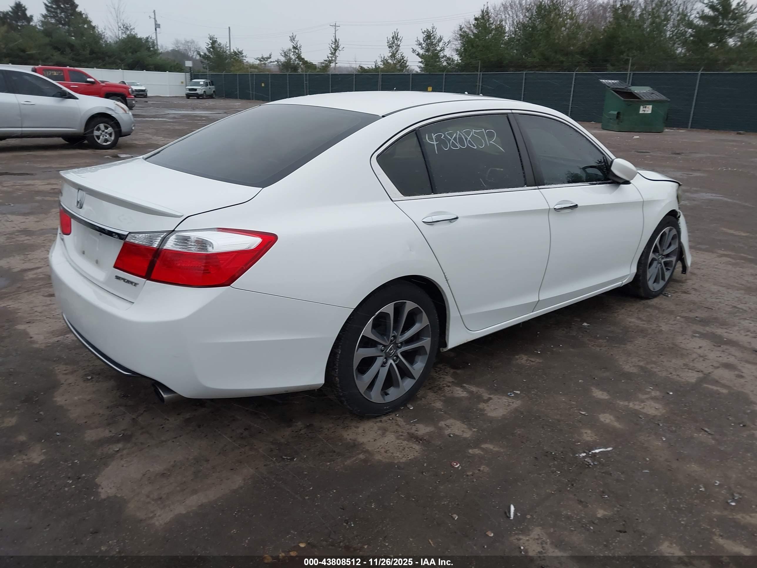HONDA ACCORD image 4