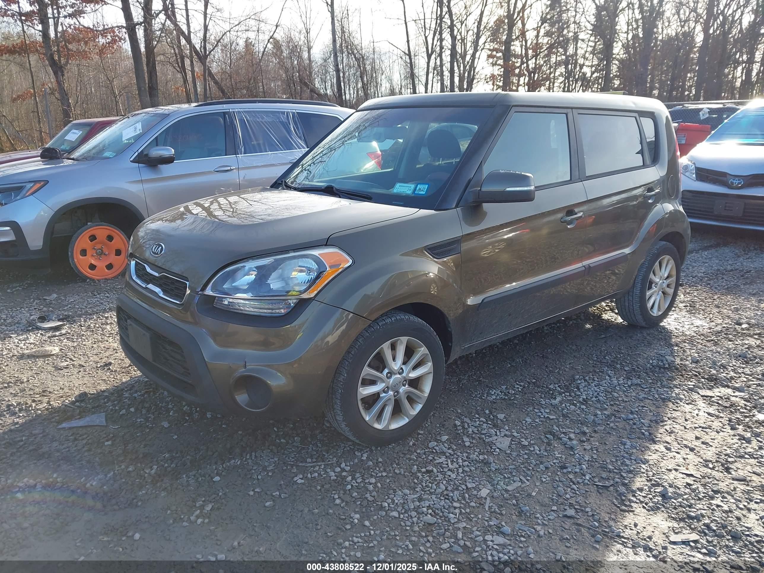 KIA SOUL image 2