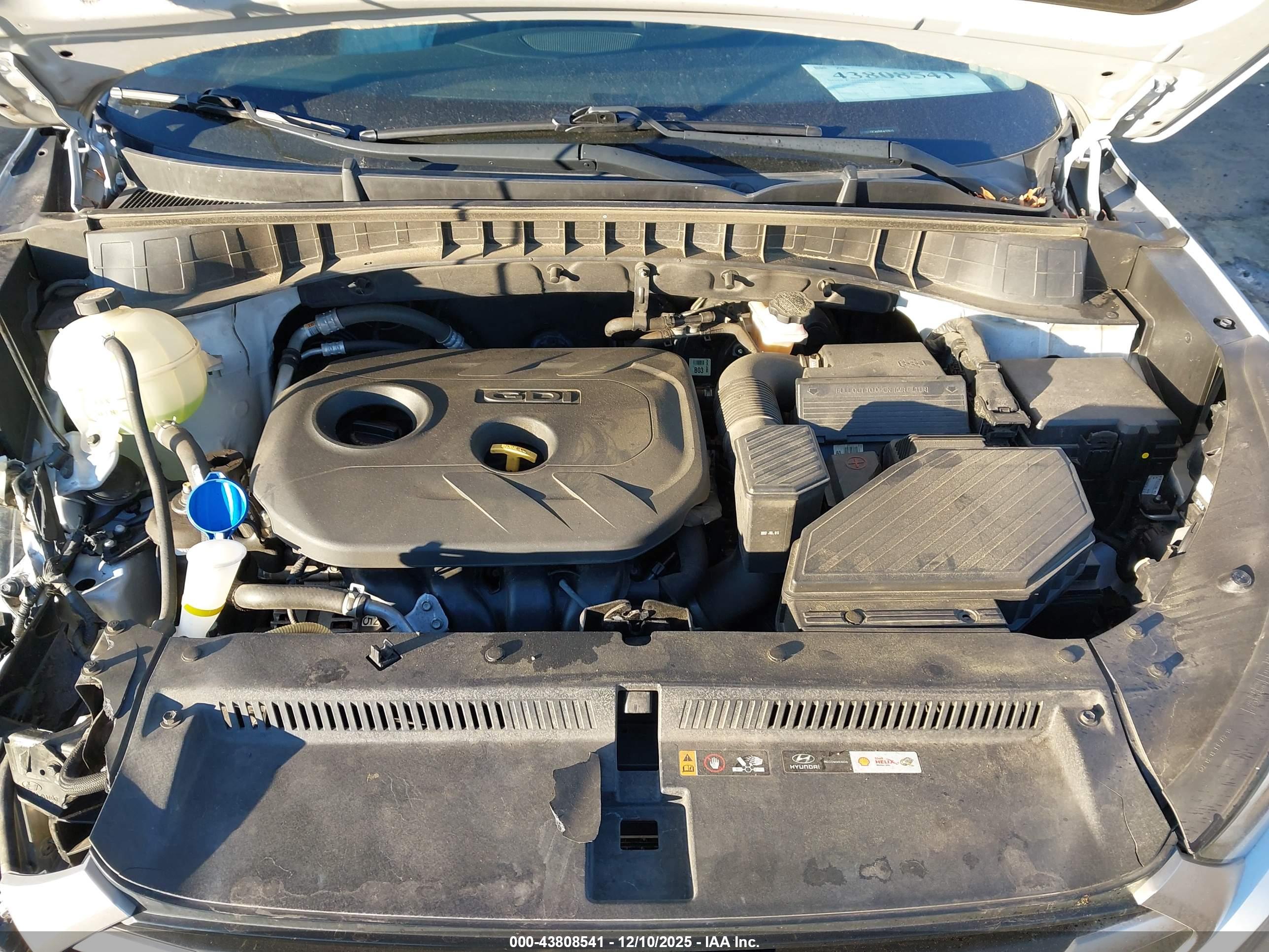 HYUNDAI TUCSON image 10