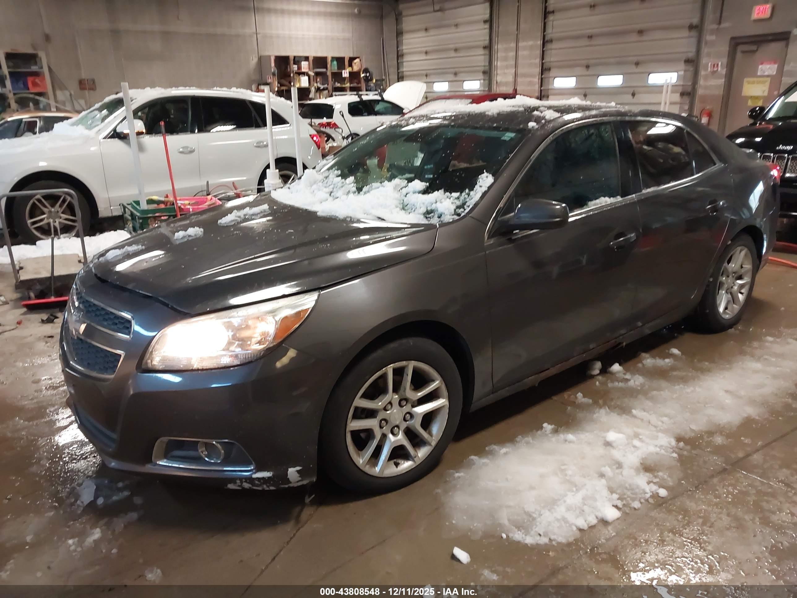 CHEVROLET MALIBU image 2
