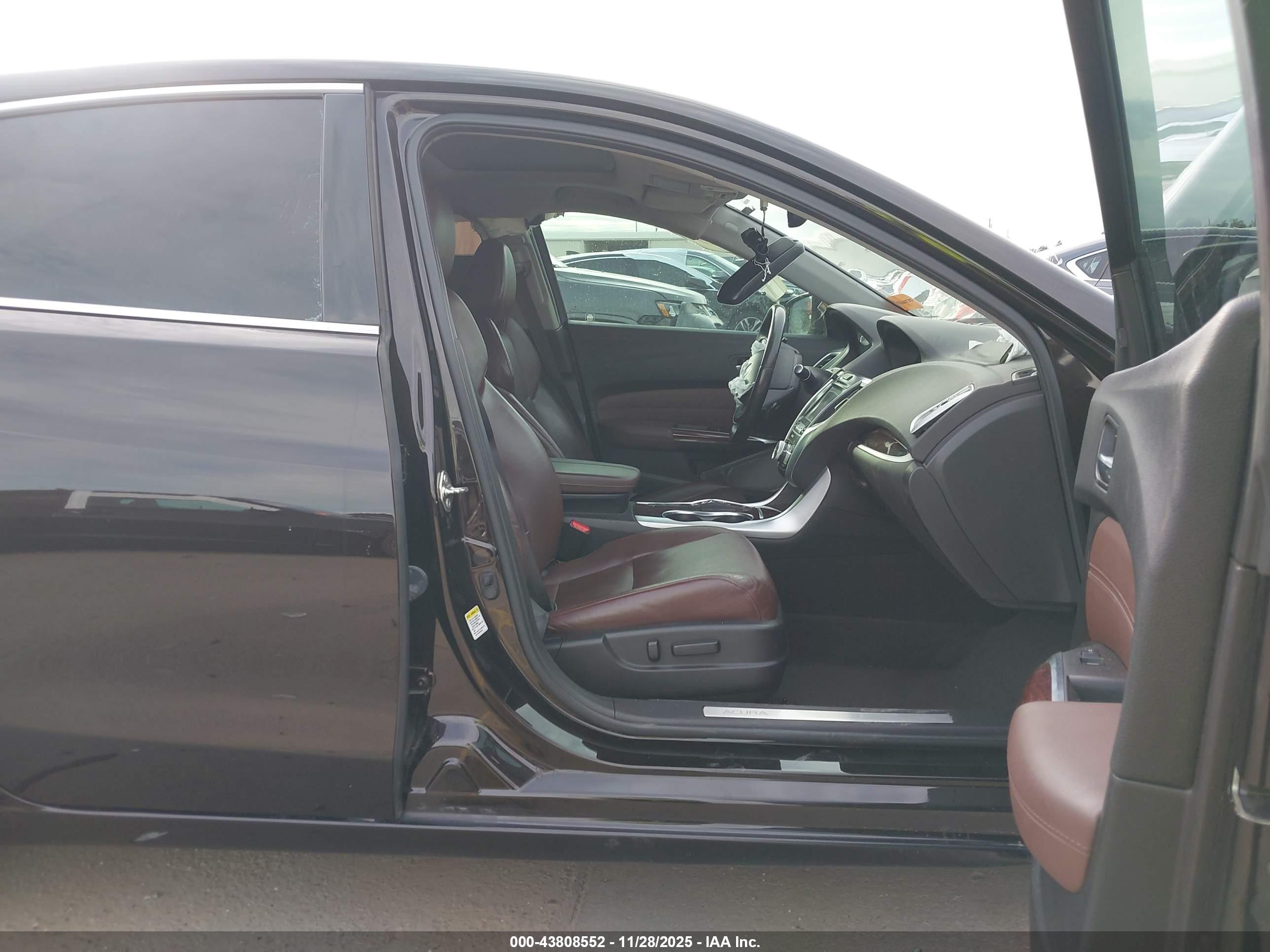 ACURA TLX image 5