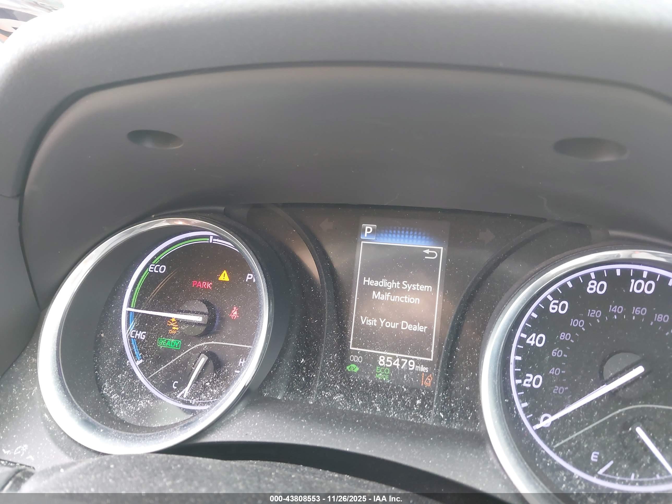 TOYOTA CAMRY image 7