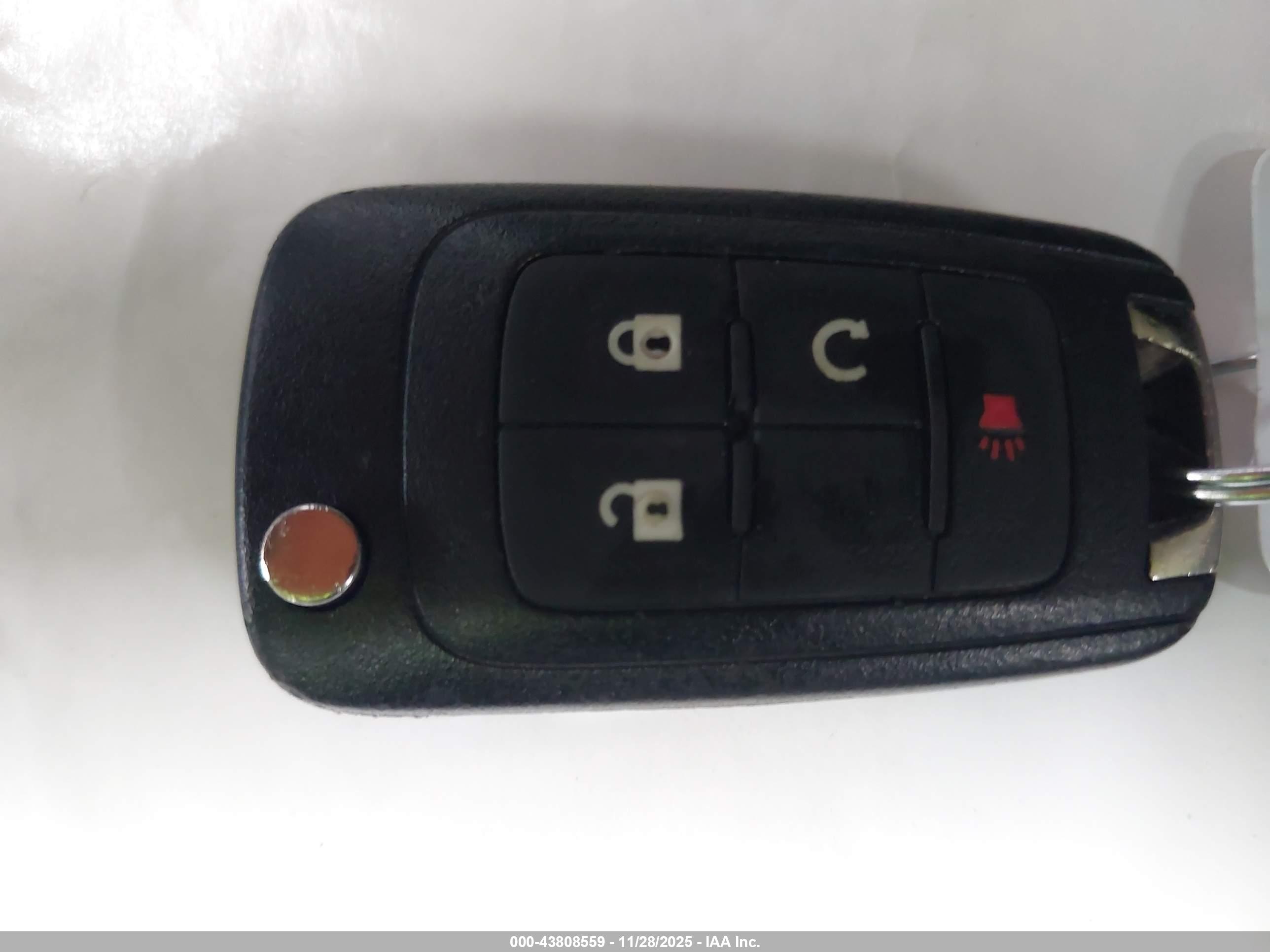 CHEVROLET EQUINOX image 11