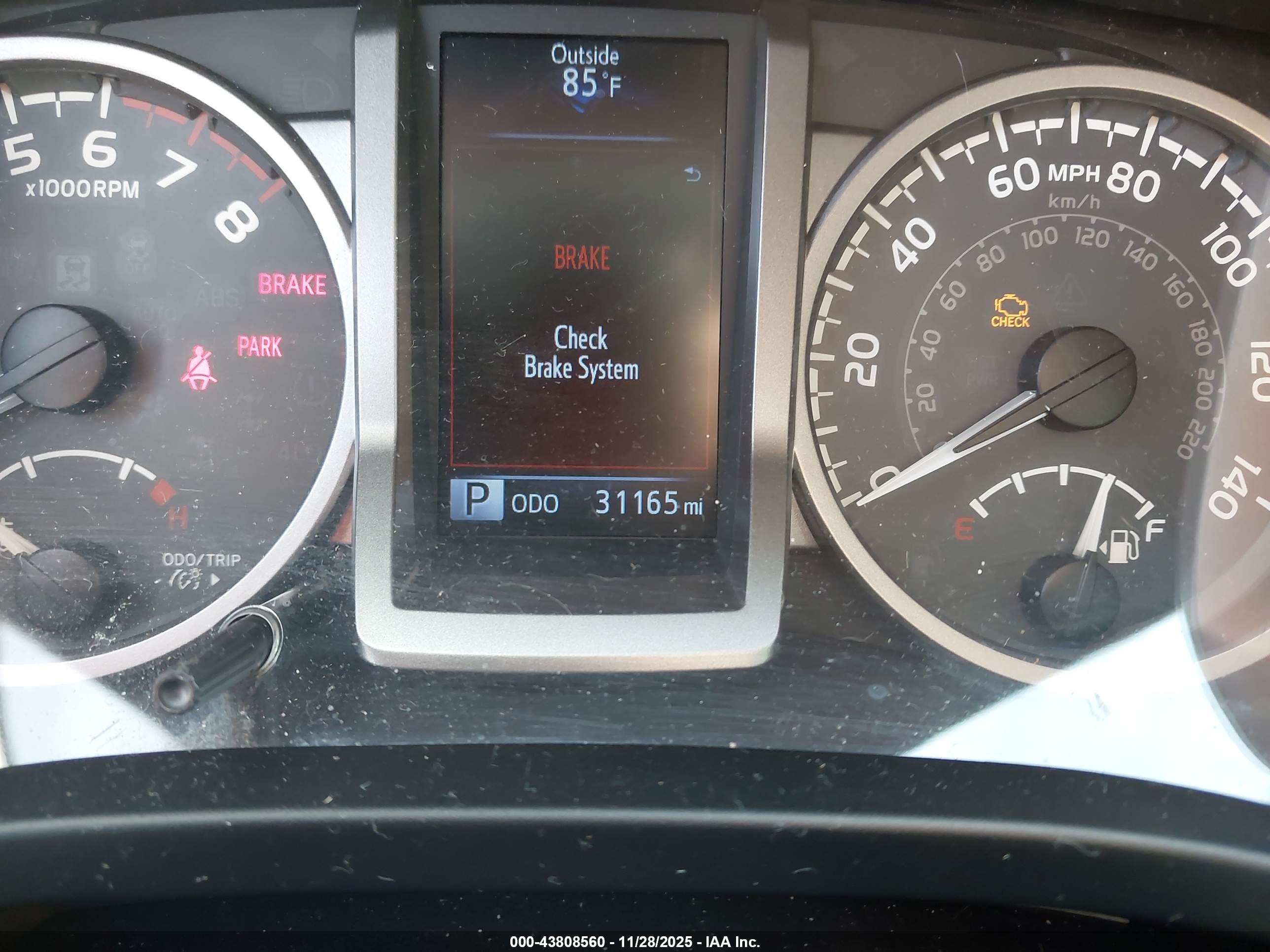 TOYOTA TACOMA image 7