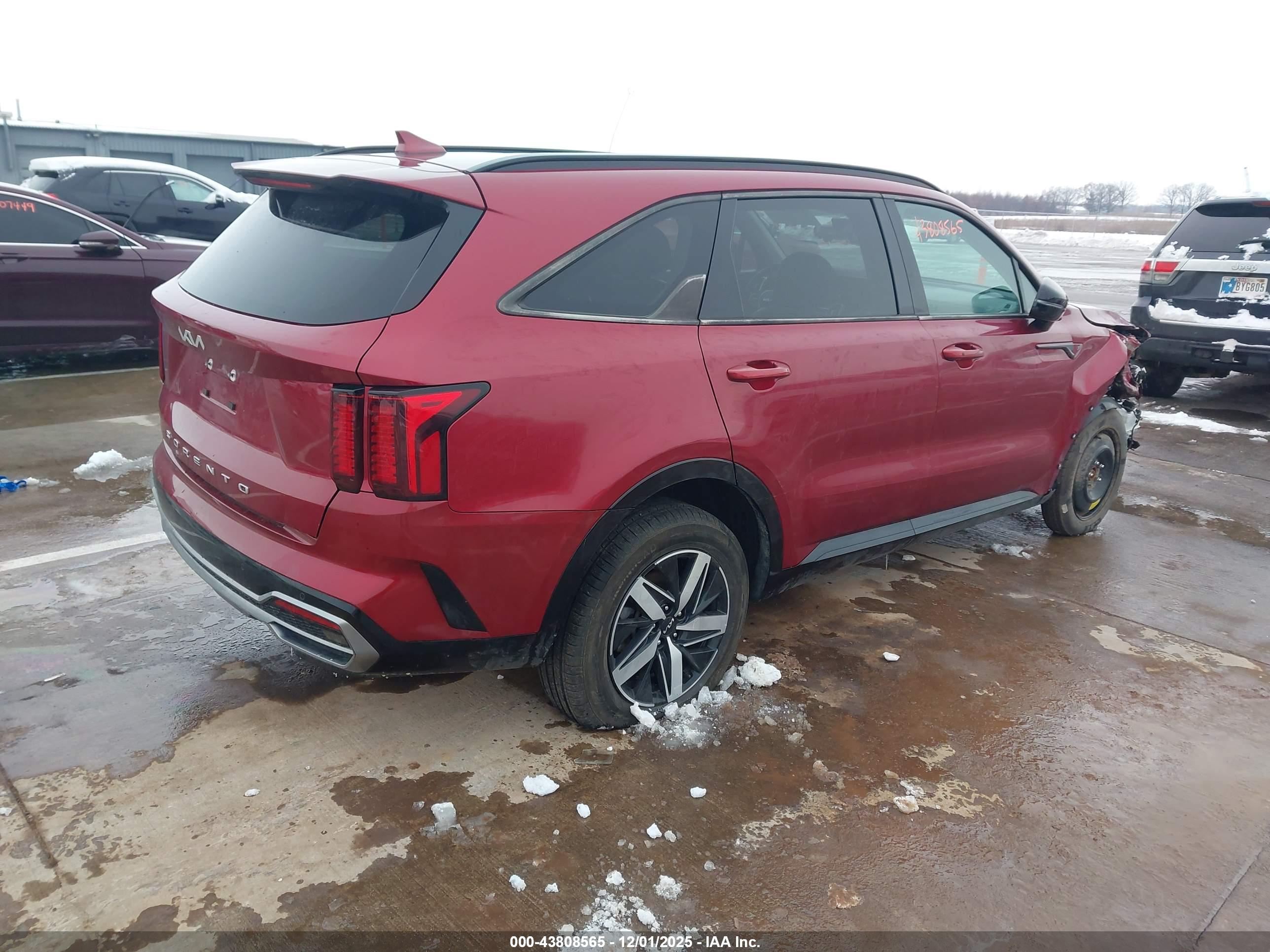 KIA SORENTO image 4