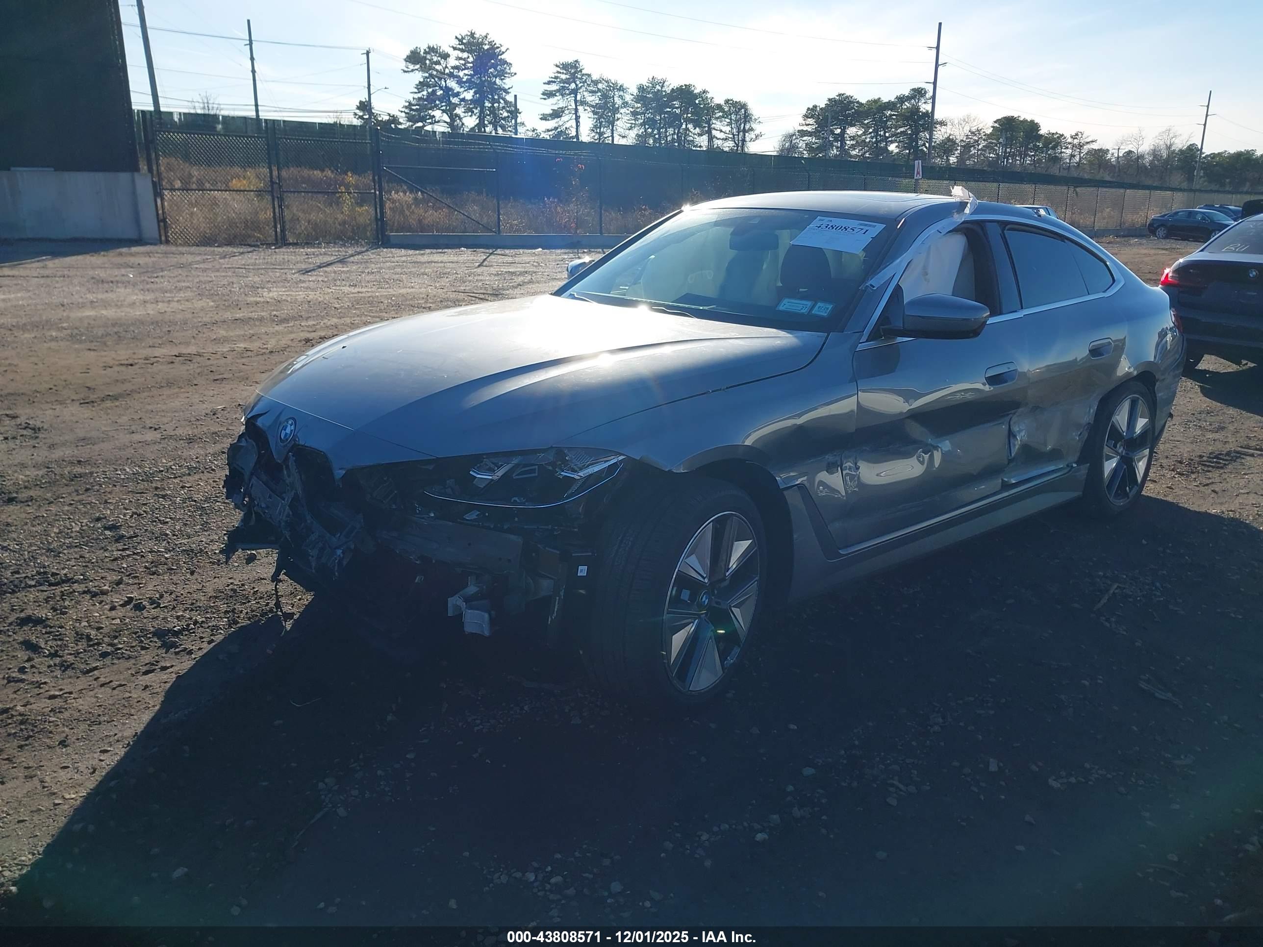 BMW I4 image 2