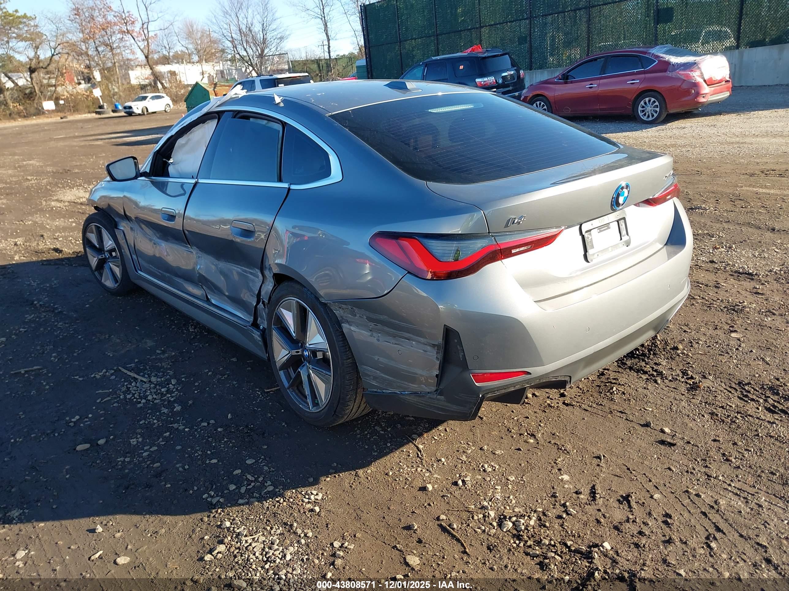BMW I4 image 3