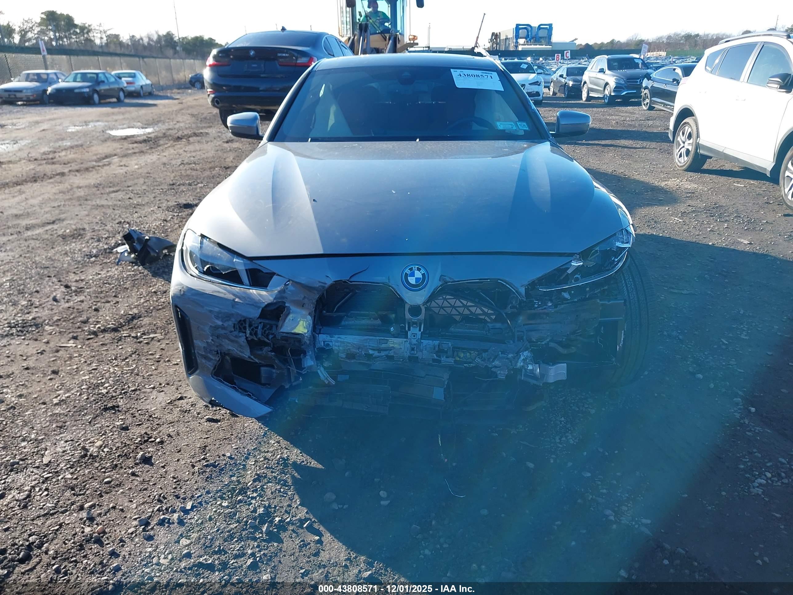 BMW I4 image 6
