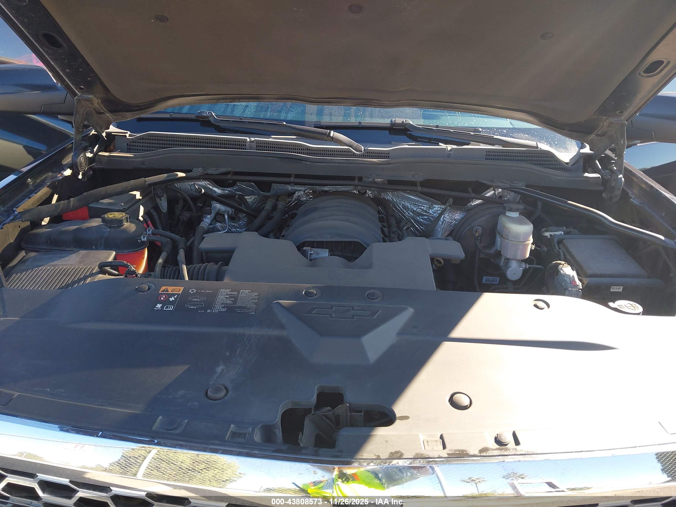 CHEVROLET SILVERADO image 10