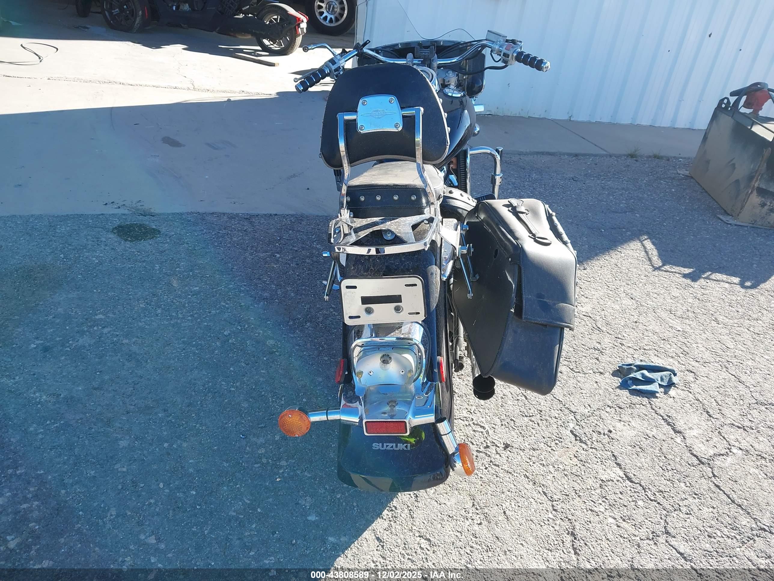 SUZUKI C50 image 6