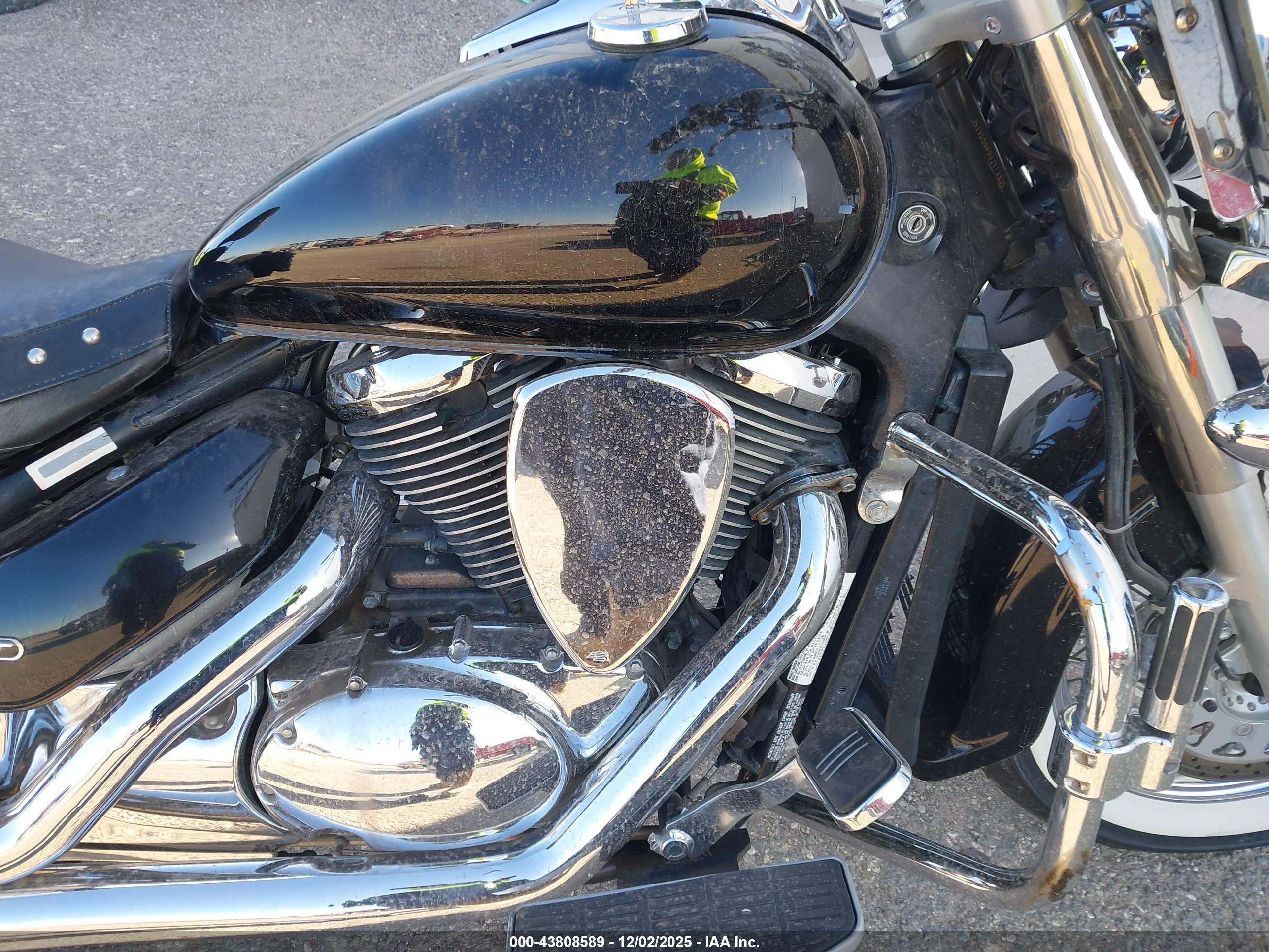 SUZUKI C50 image 8