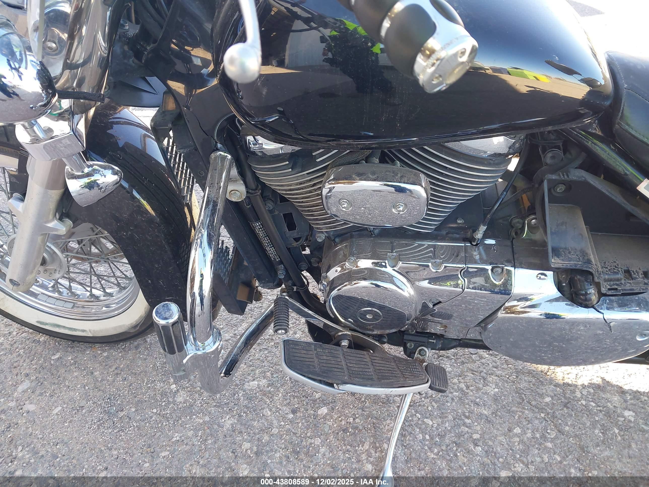 SUZUKI C50 image 9