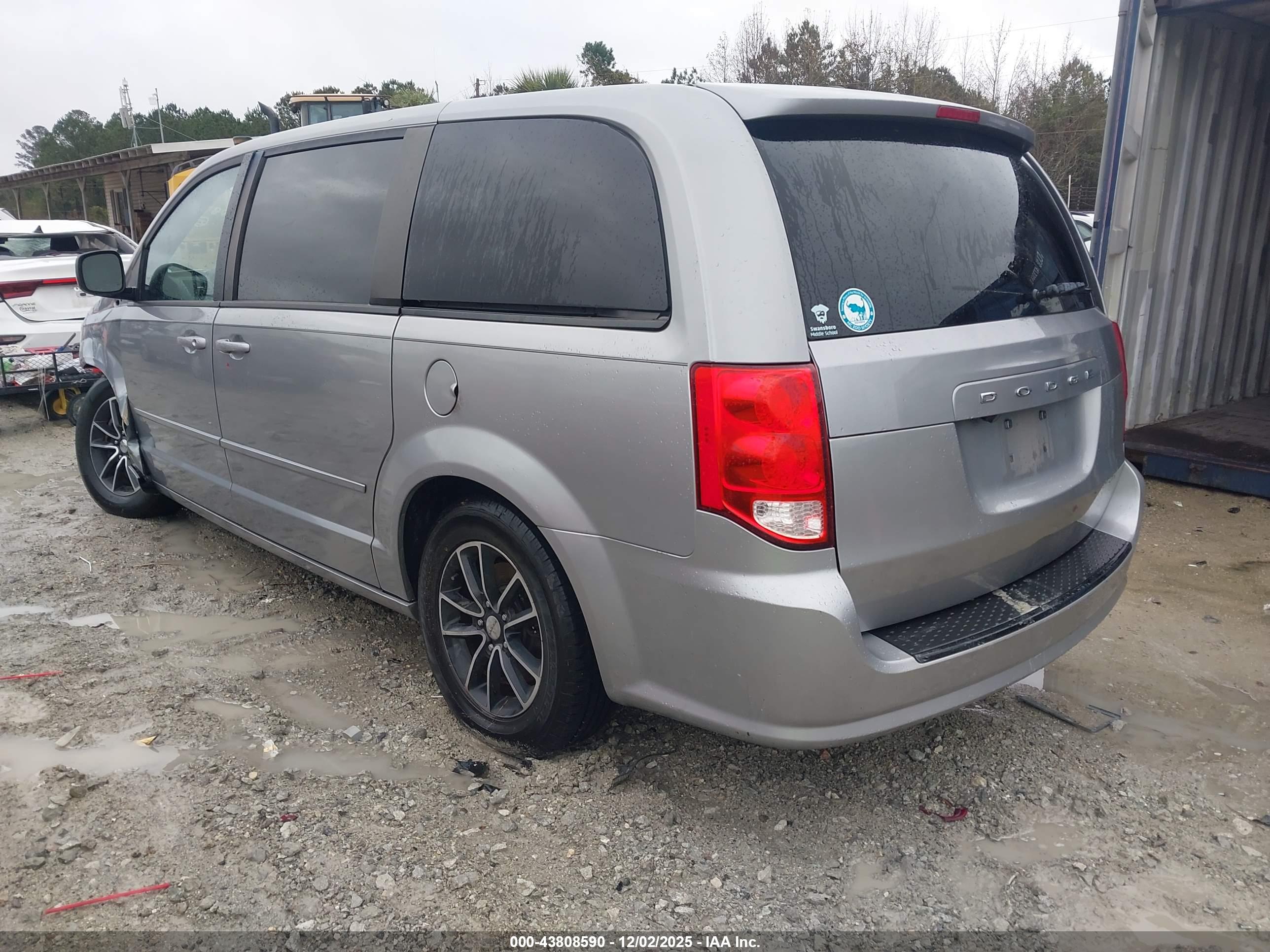 DODGE GRAND image 3