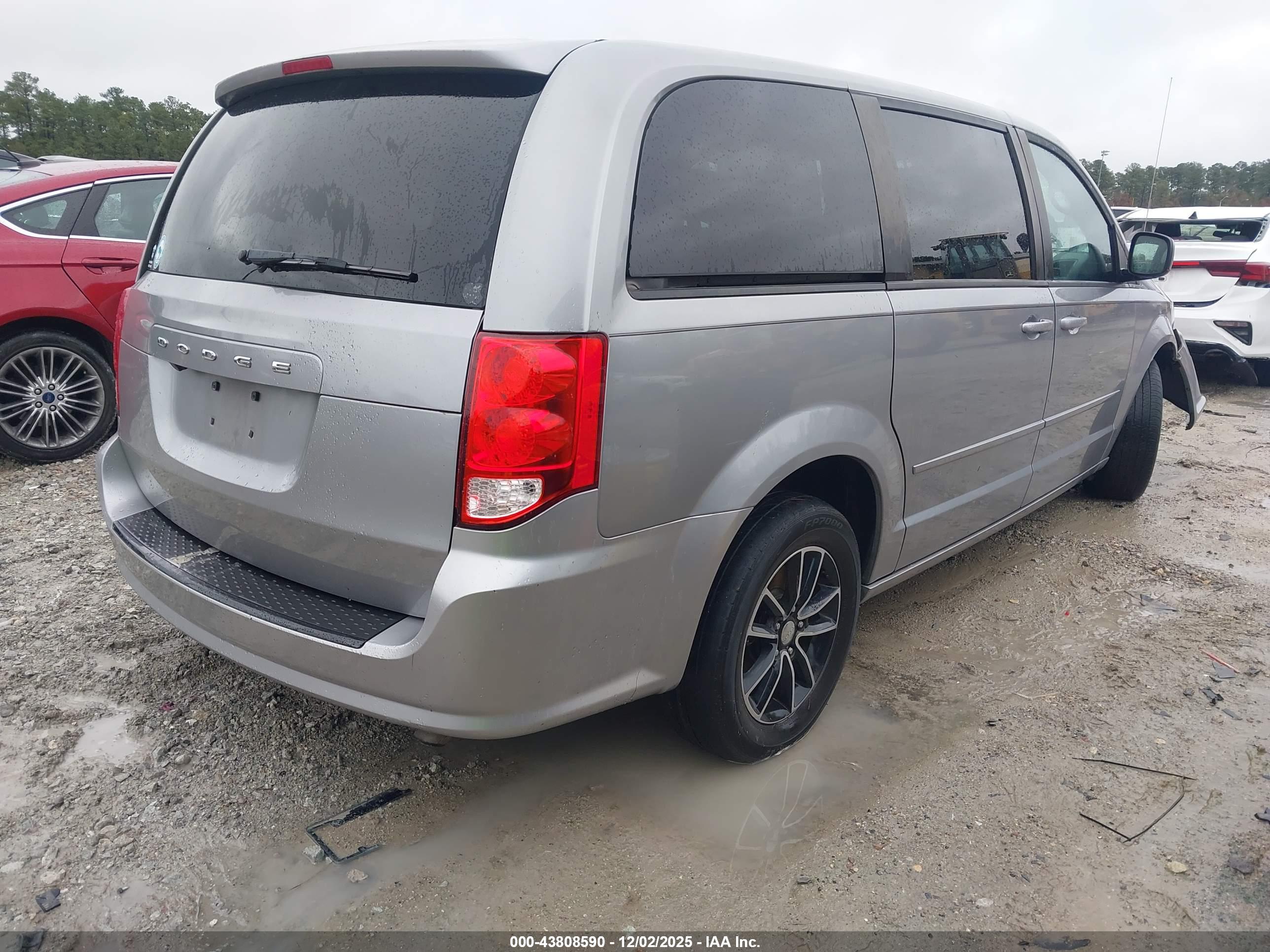DODGE GRAND image 4