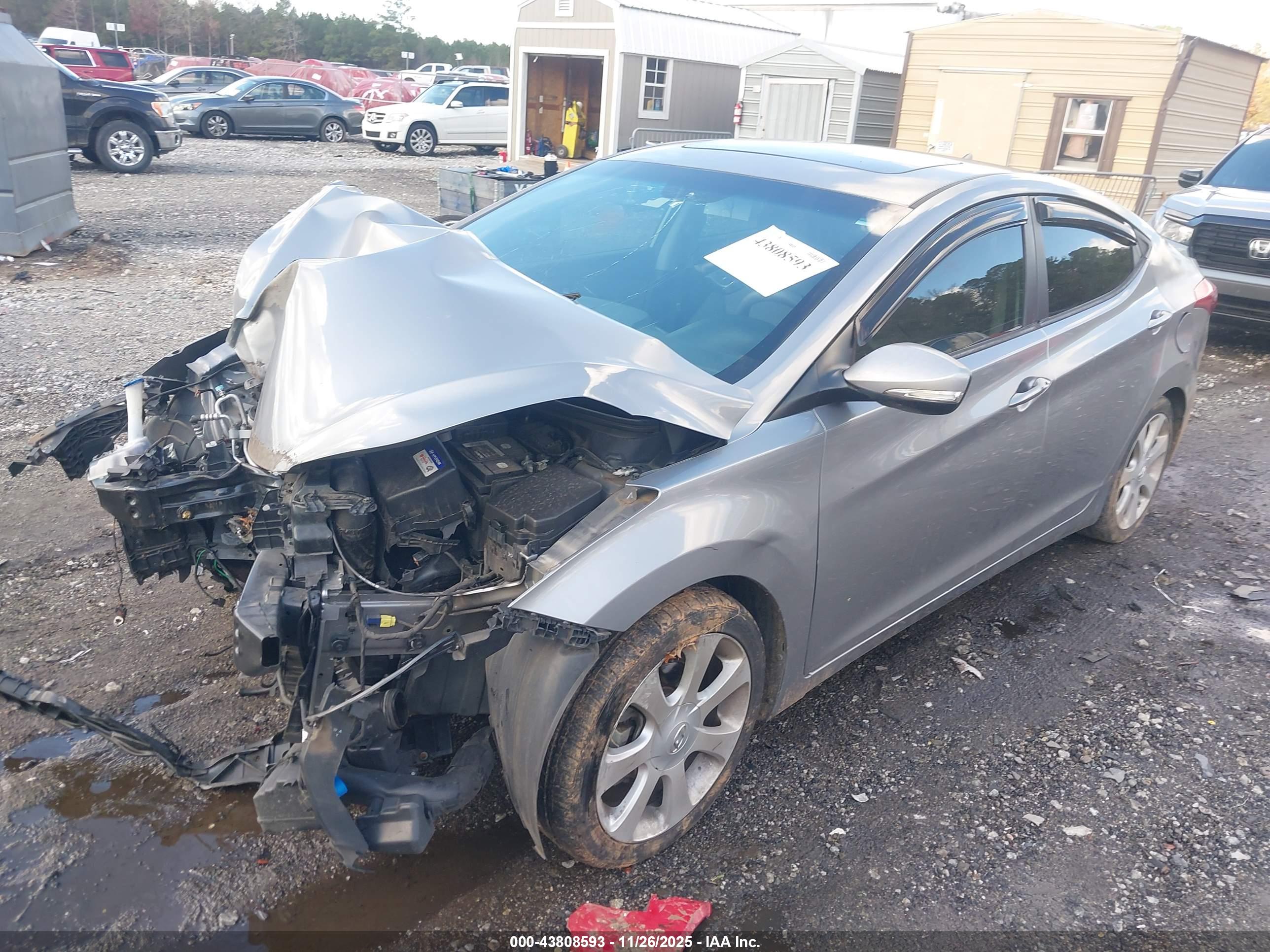 HYUNDAI ELANTRA image 2