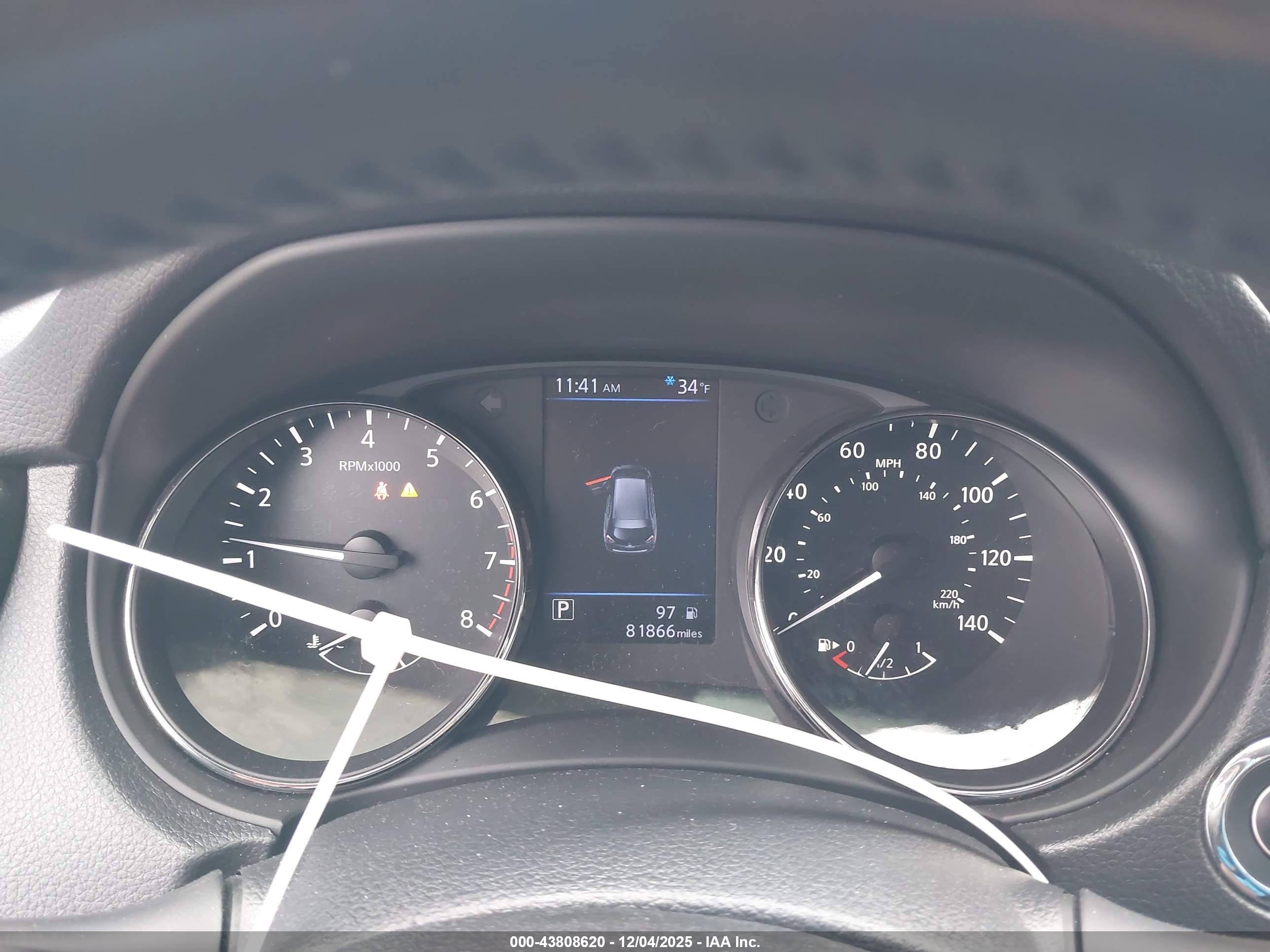 NISSAN ROGUE image 7