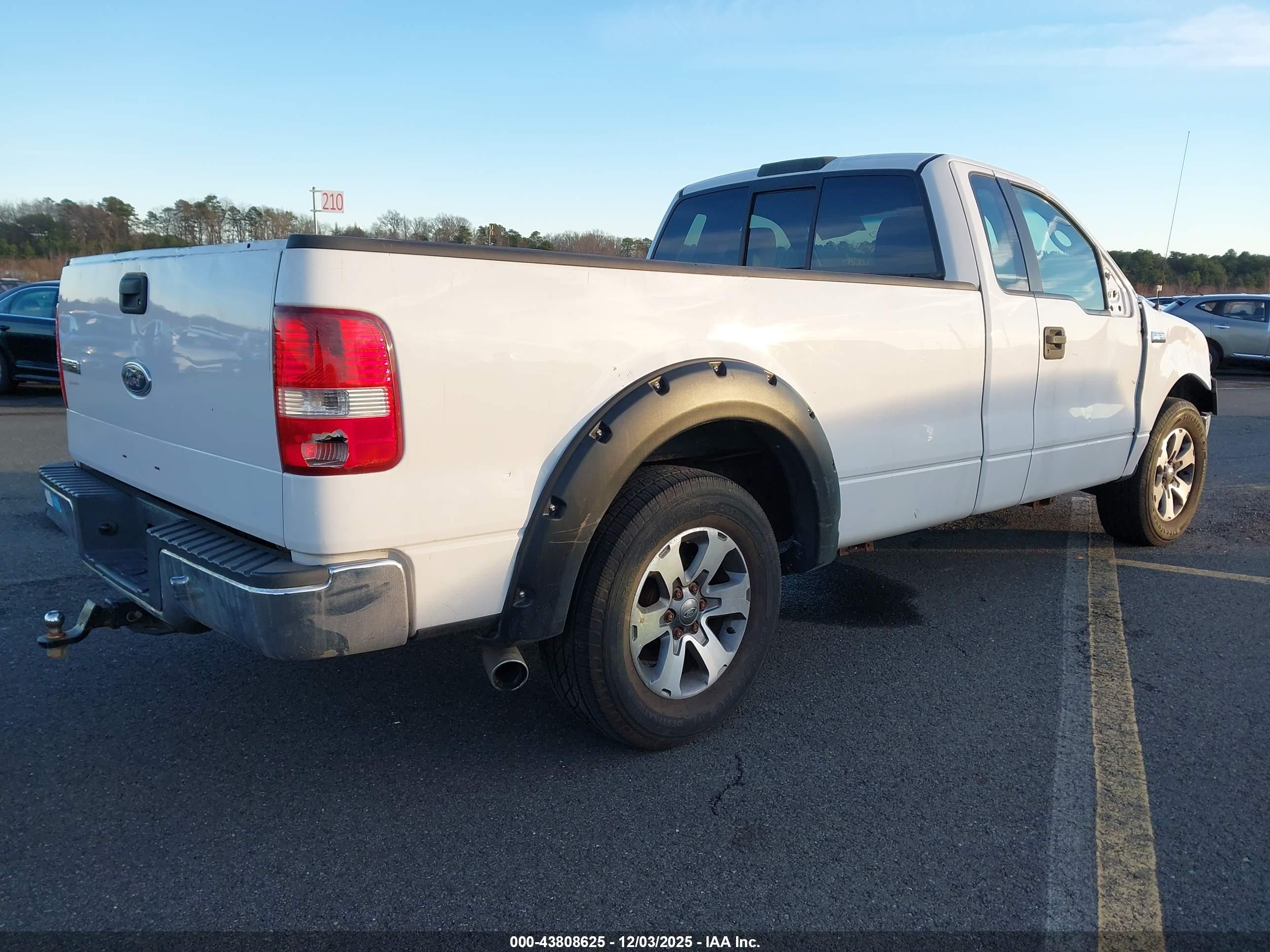 FORD F-150 image 4