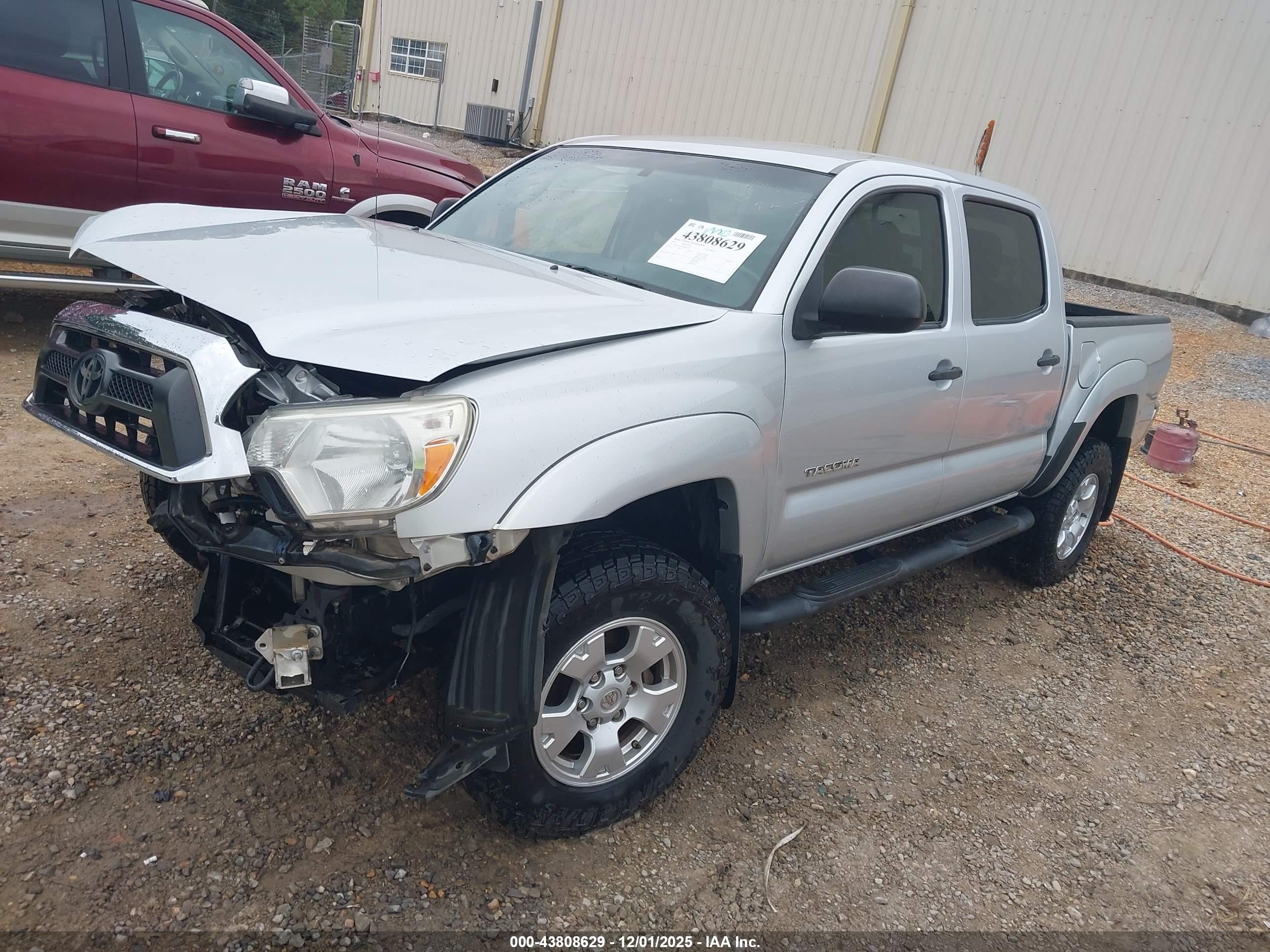 TOYOTA TACOMA image 2