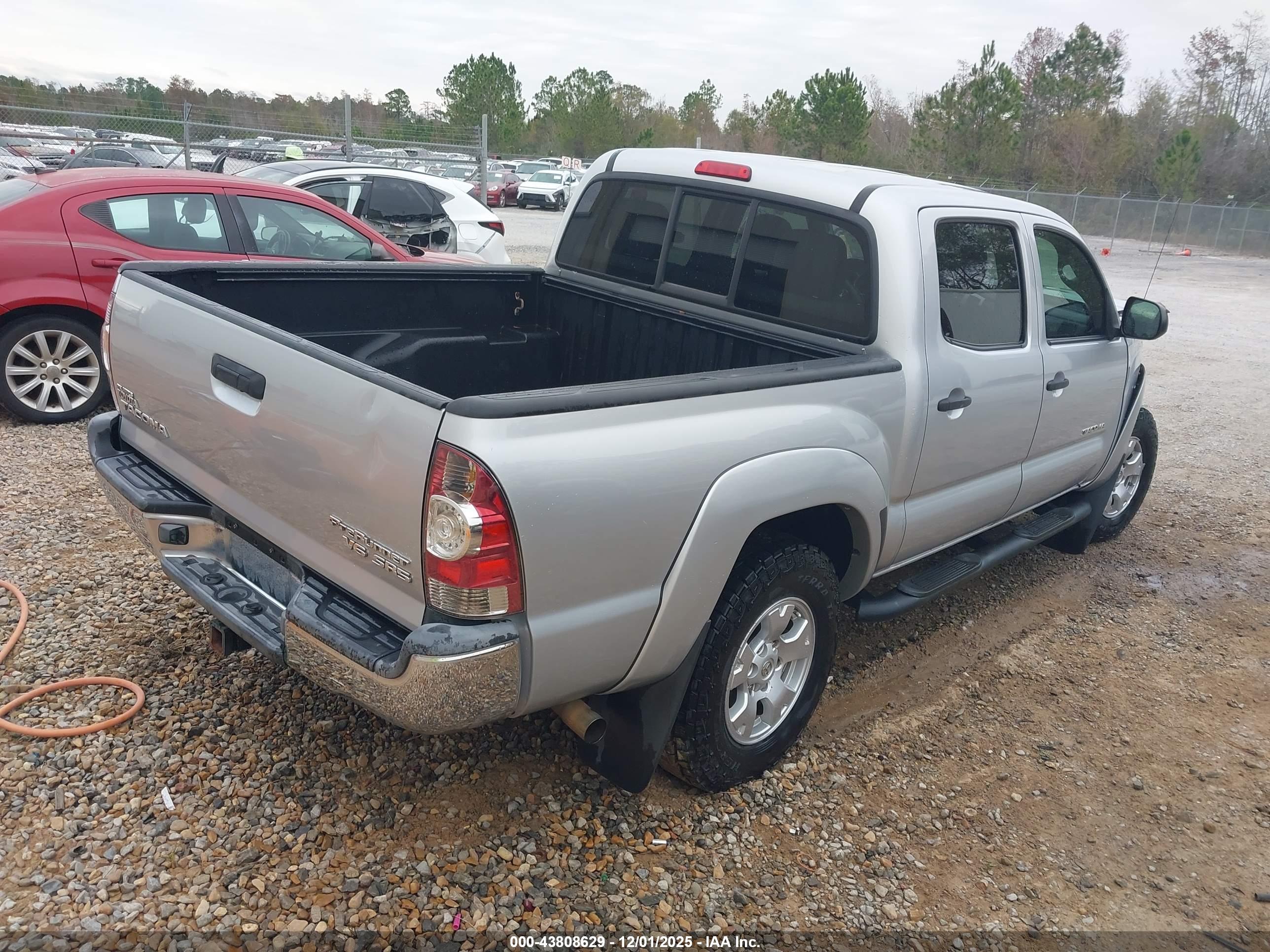 TOYOTA TACOMA image 4