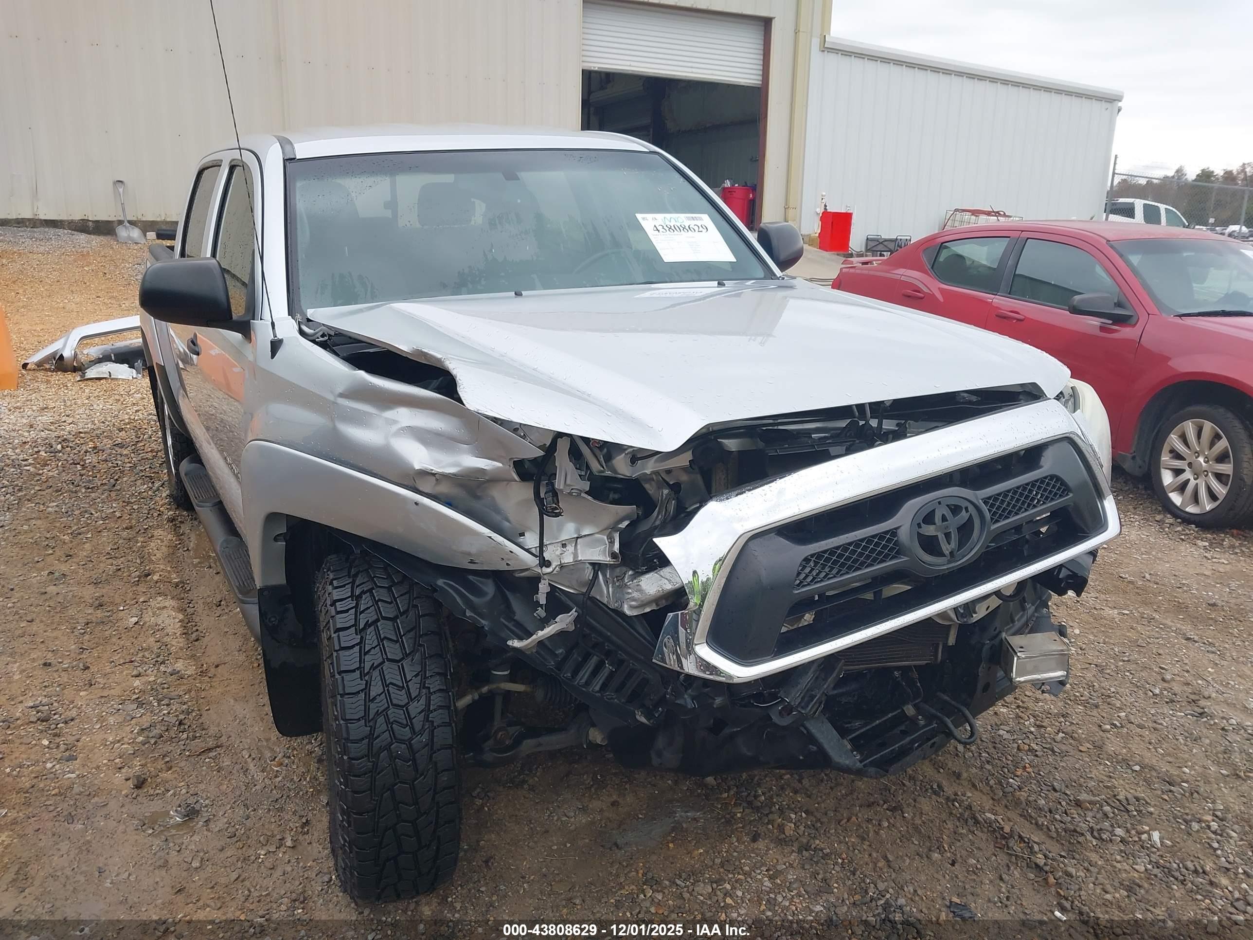 TOYOTA TACOMA image 6