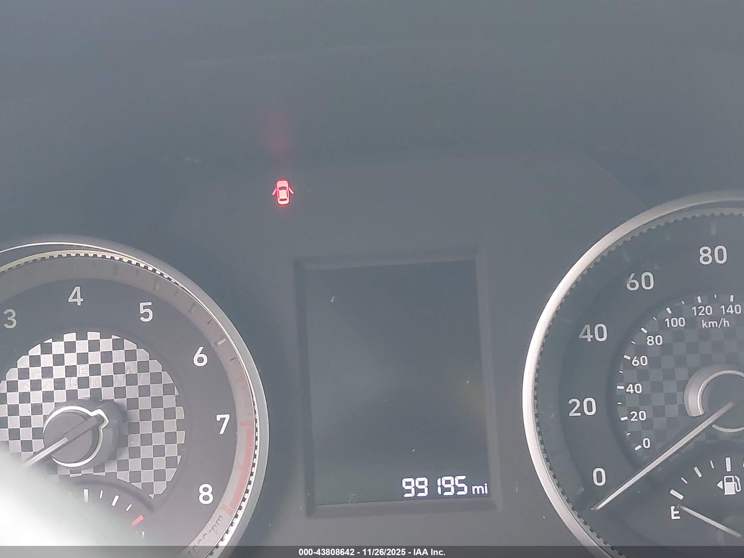 HYUNDAI ELANTRA image 7