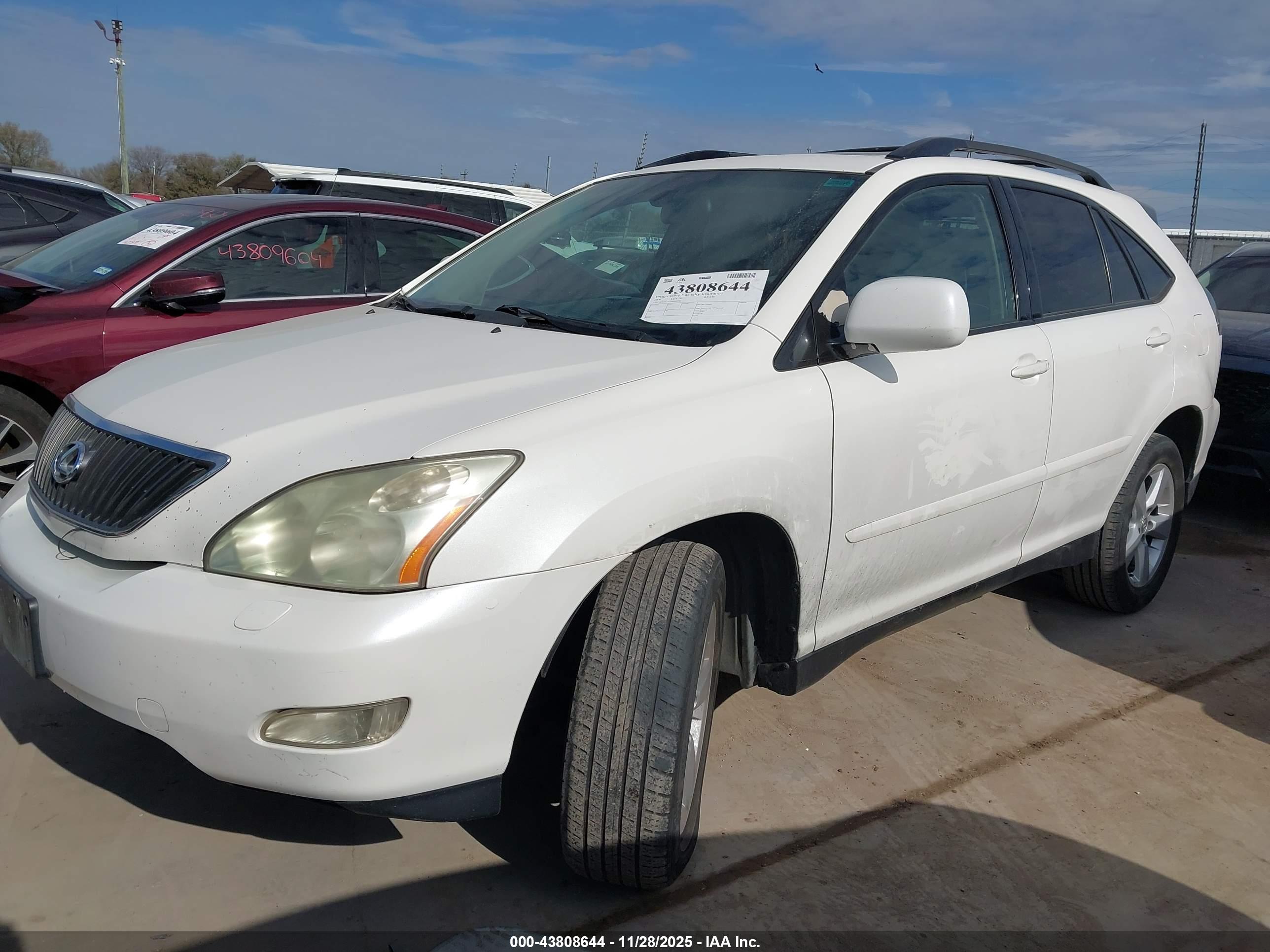 LEXUS RX image 2
