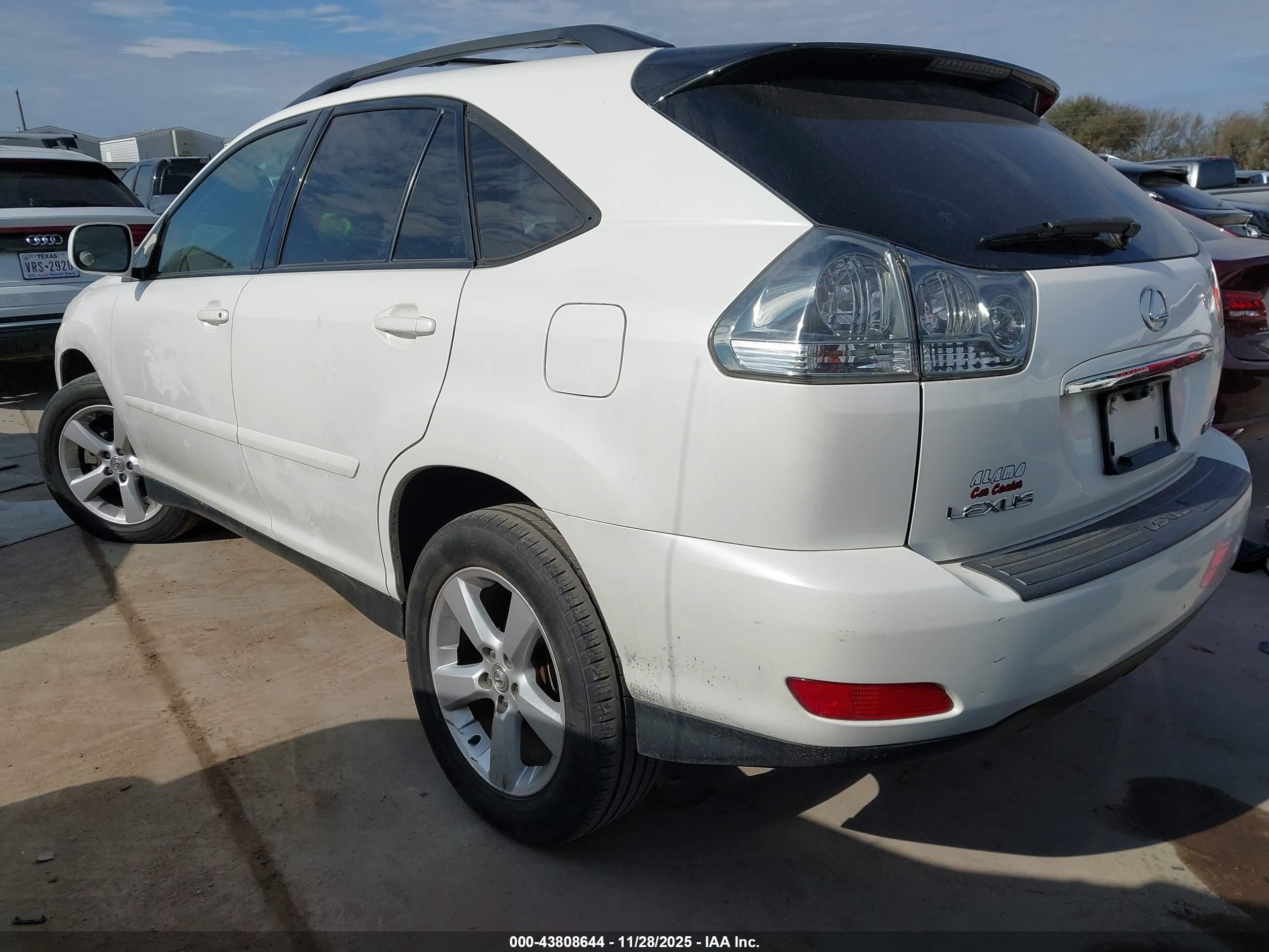 LEXUS RX image 3