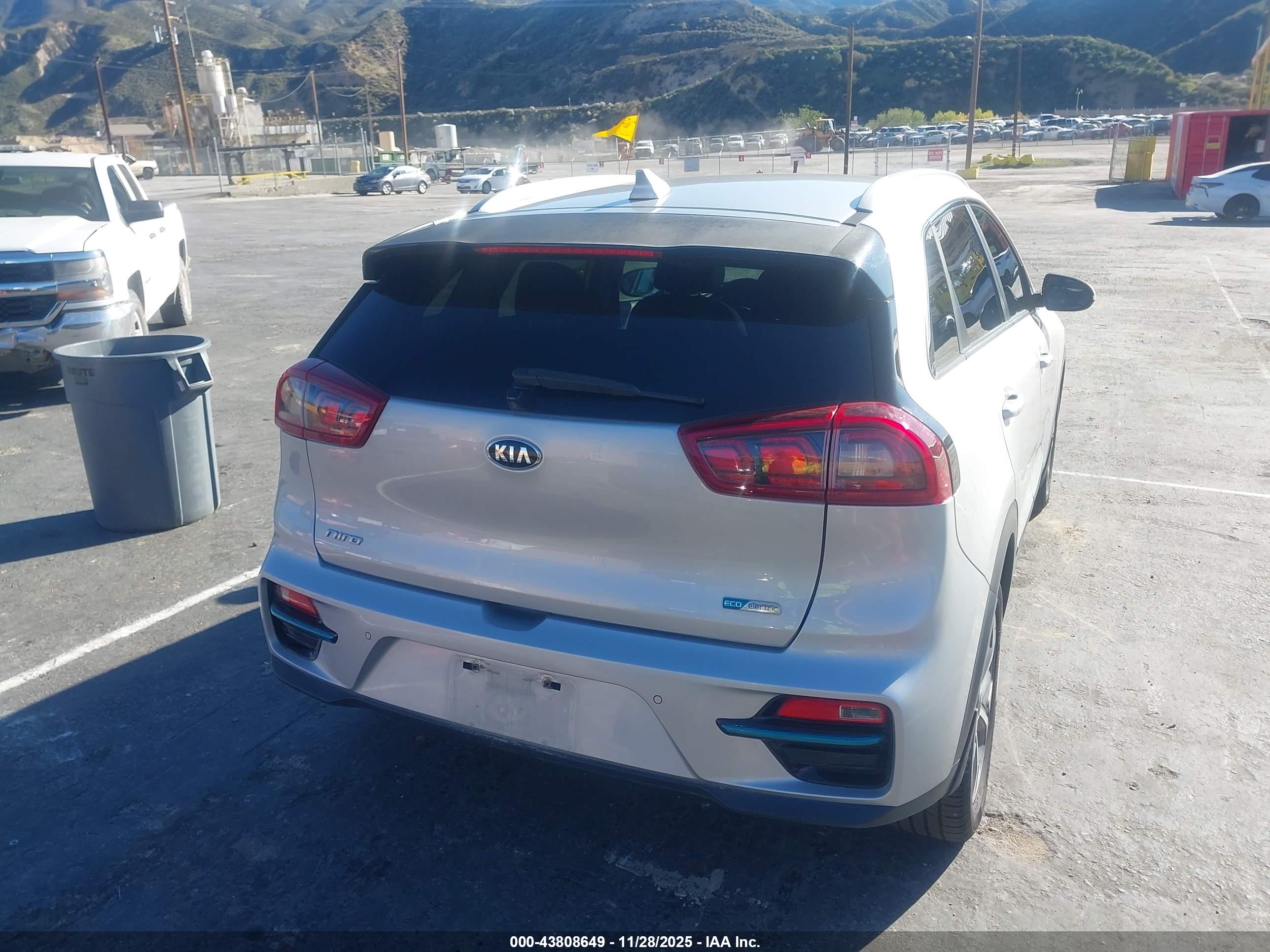 KIA NIRO image 4