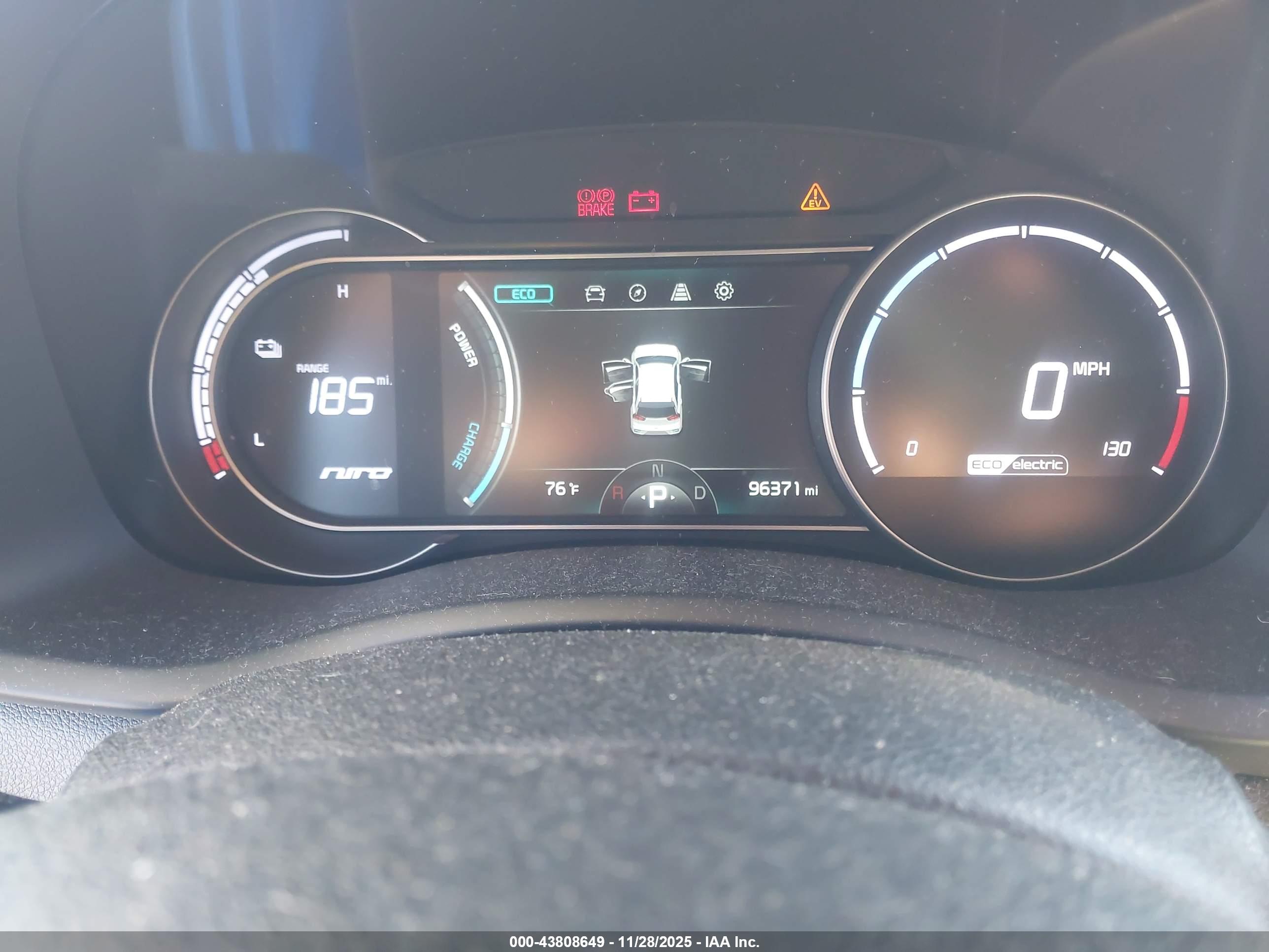 KIA NIRO image 7