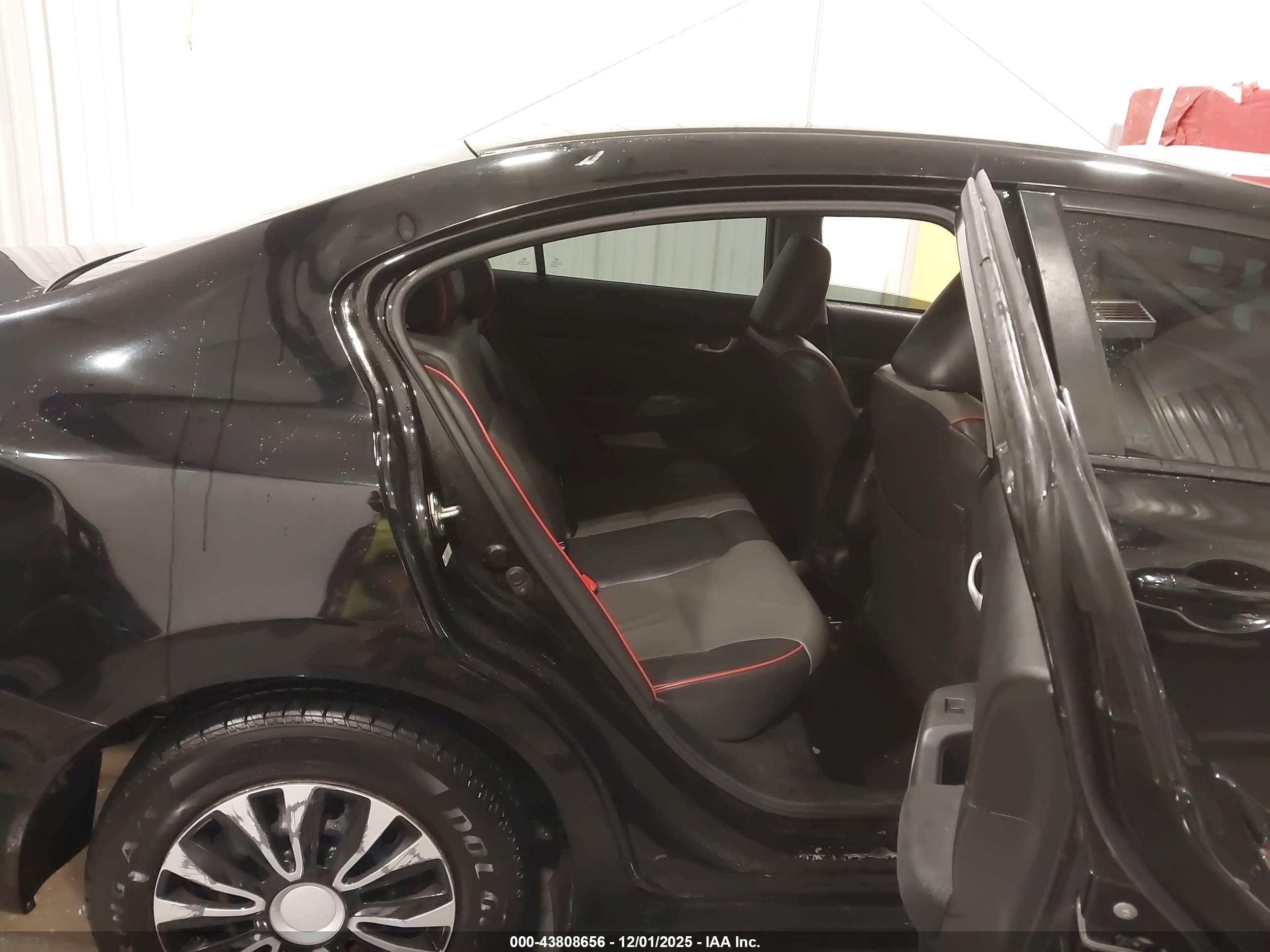 HONDA CIVIC image 8