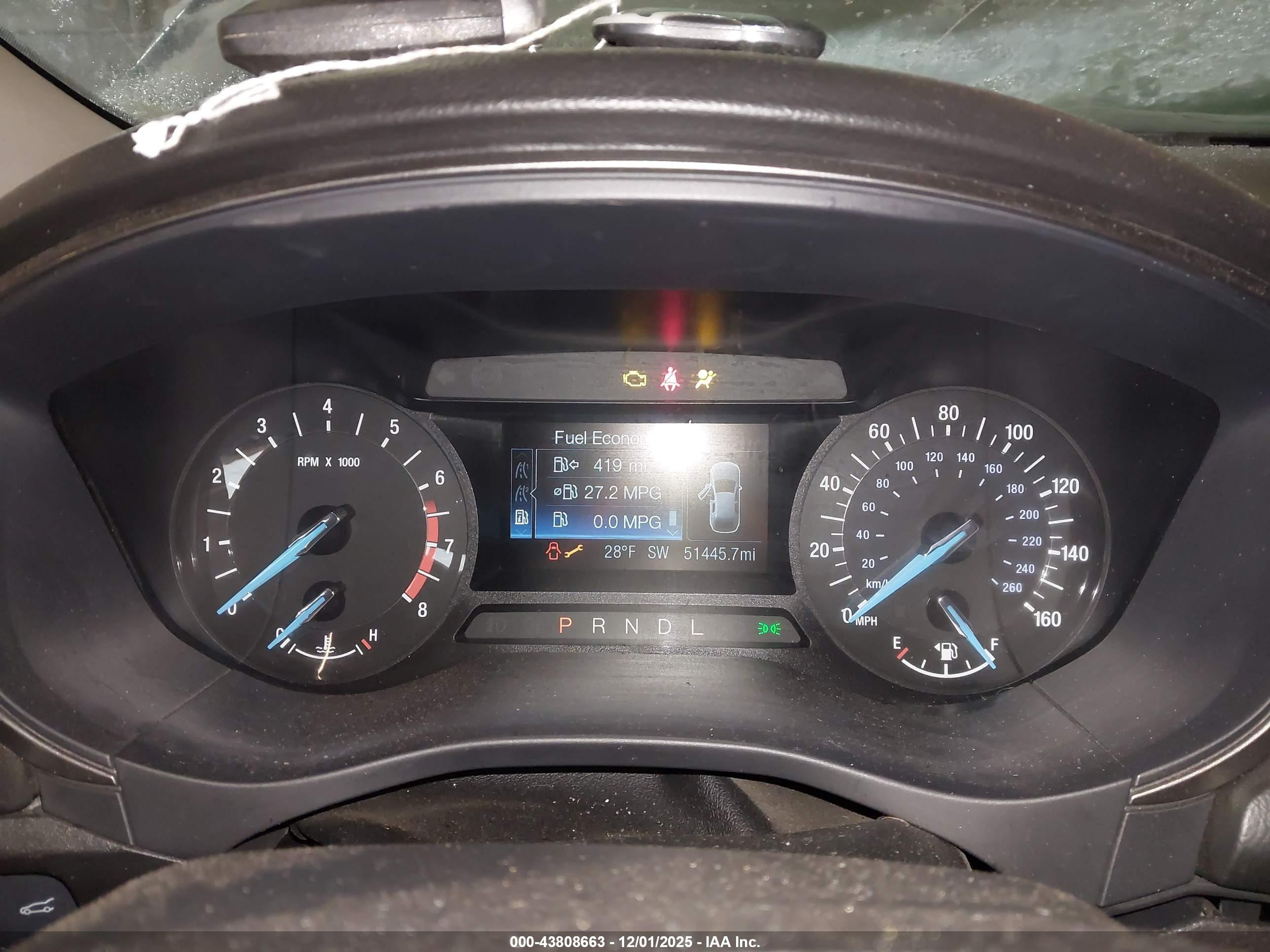 FORD FUSION image 7