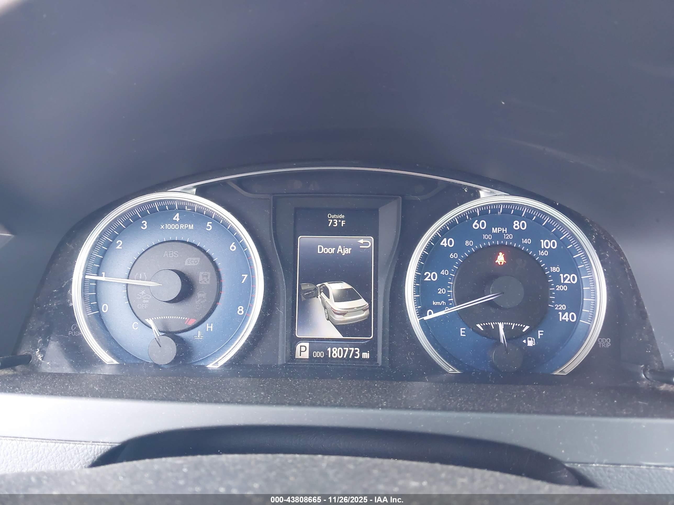 TOYOTA CAMRY image 7