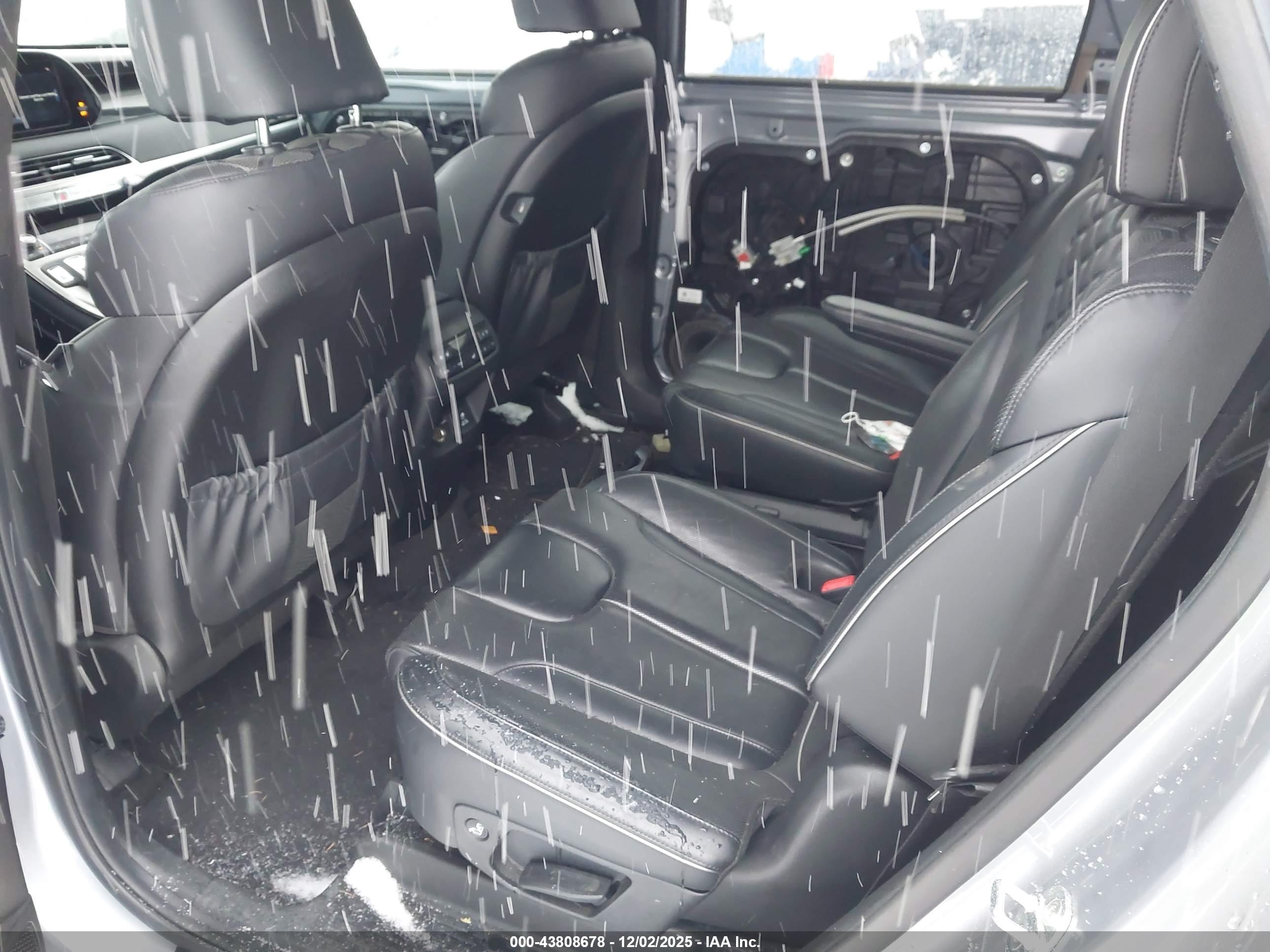 HYUNDAI PALISADE image 8