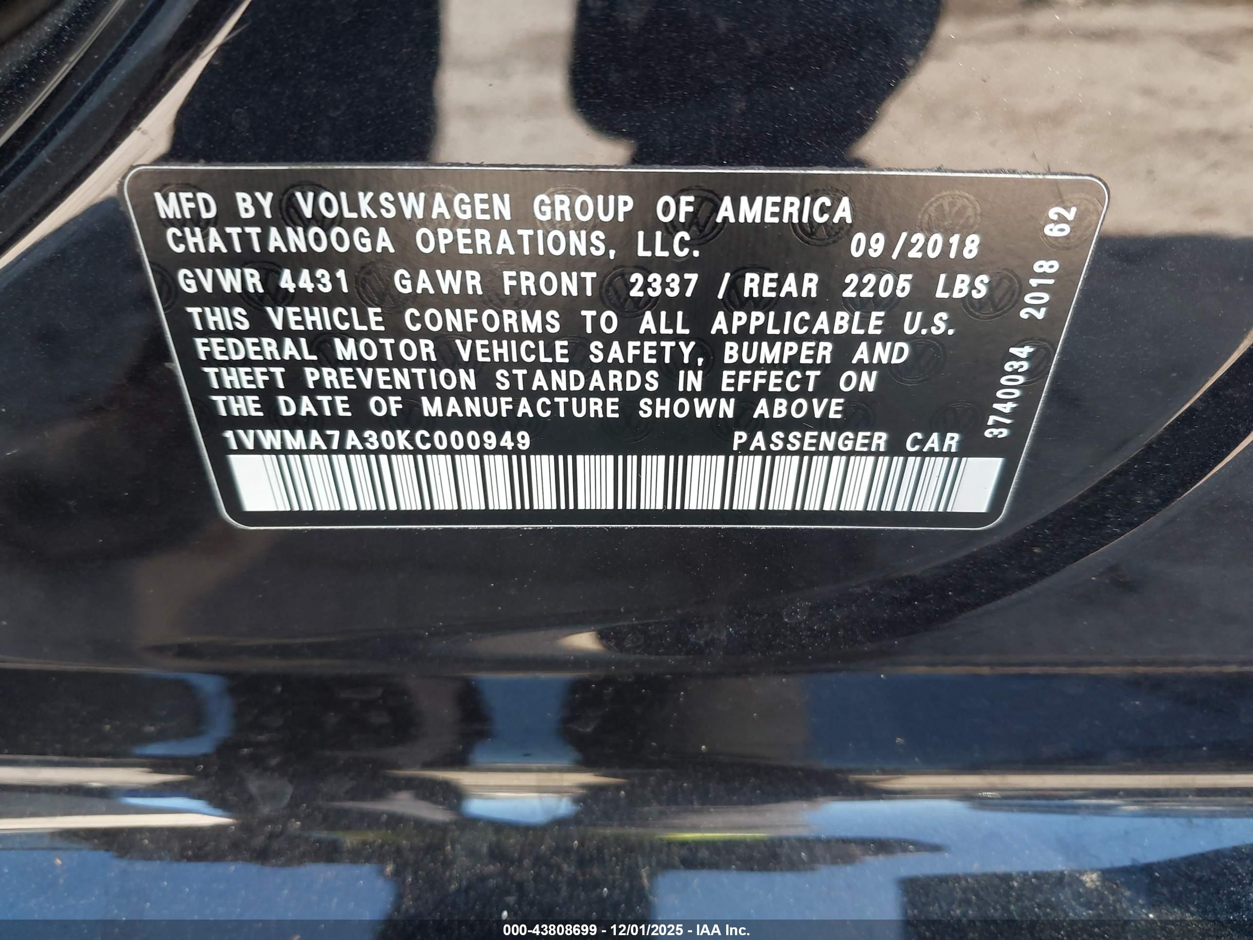 VOLKSWAGEN PASSAT image 9