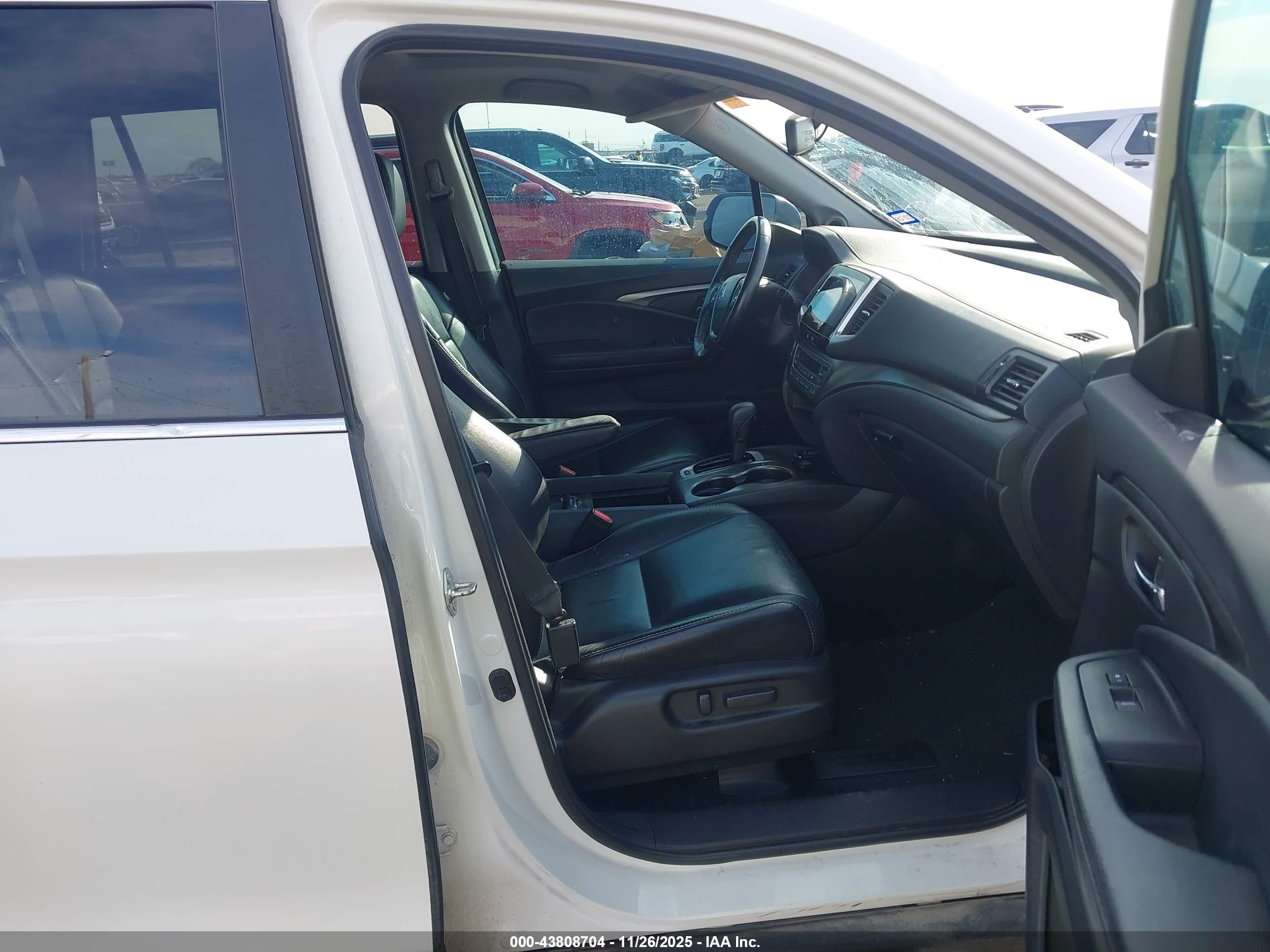 HONDA PILOT image 5