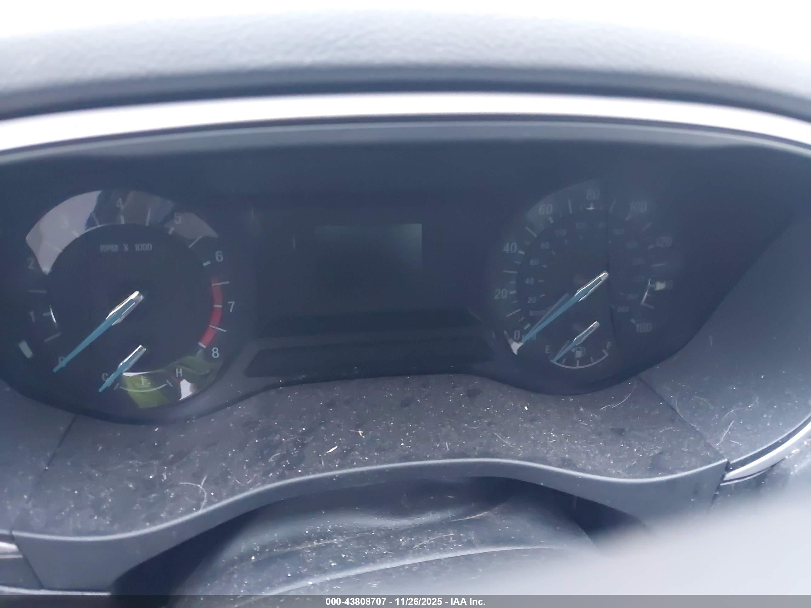 FORD FUSION image 7