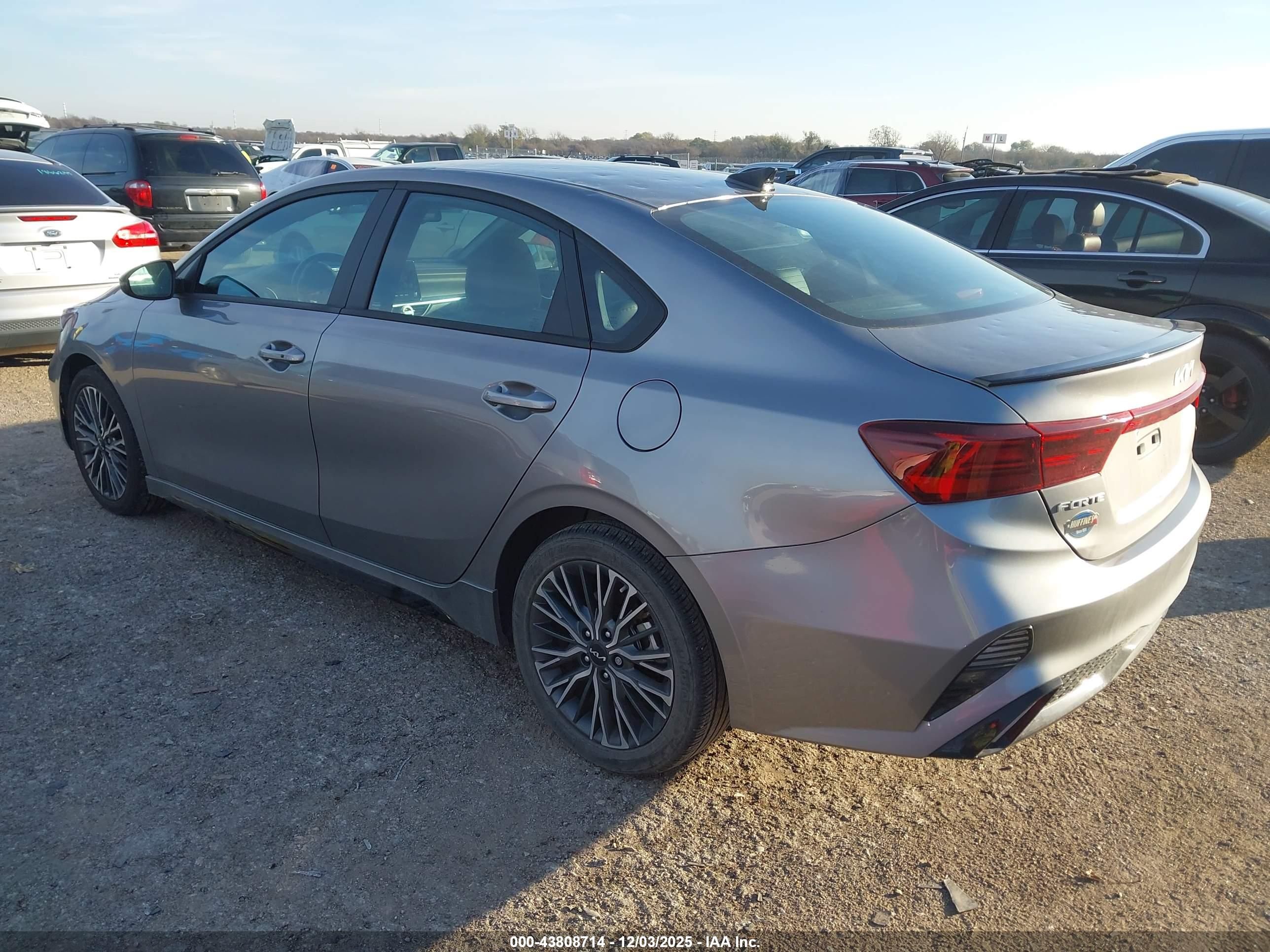 KIA FORTE image 3