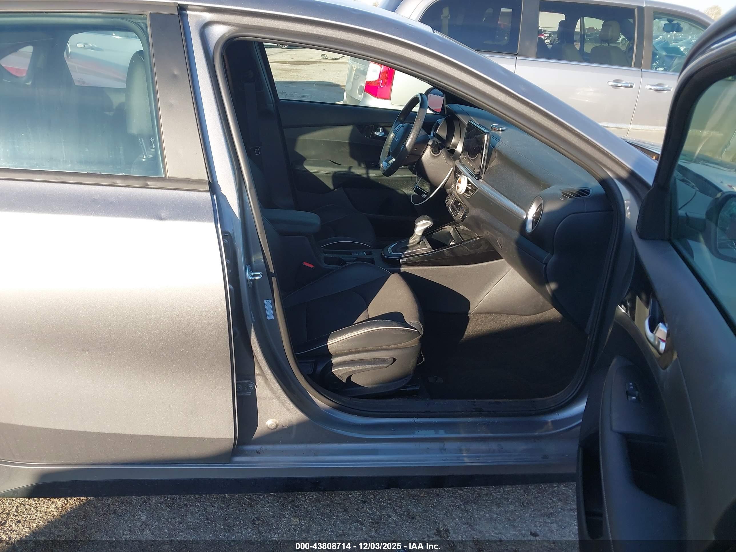 KIA FORTE image 5