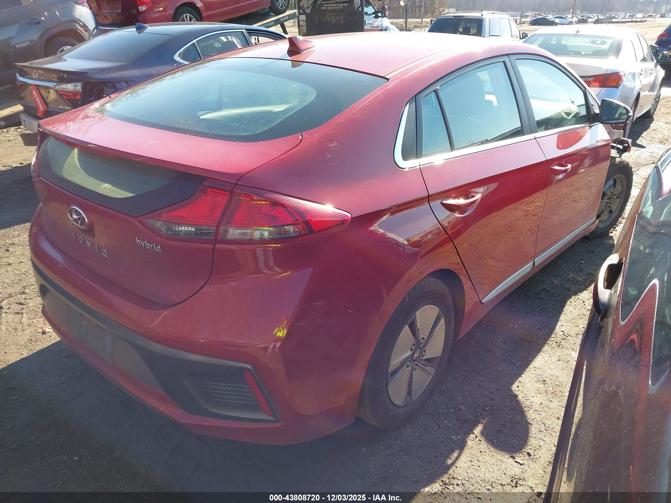 HYUNDAI IONIQ image 4